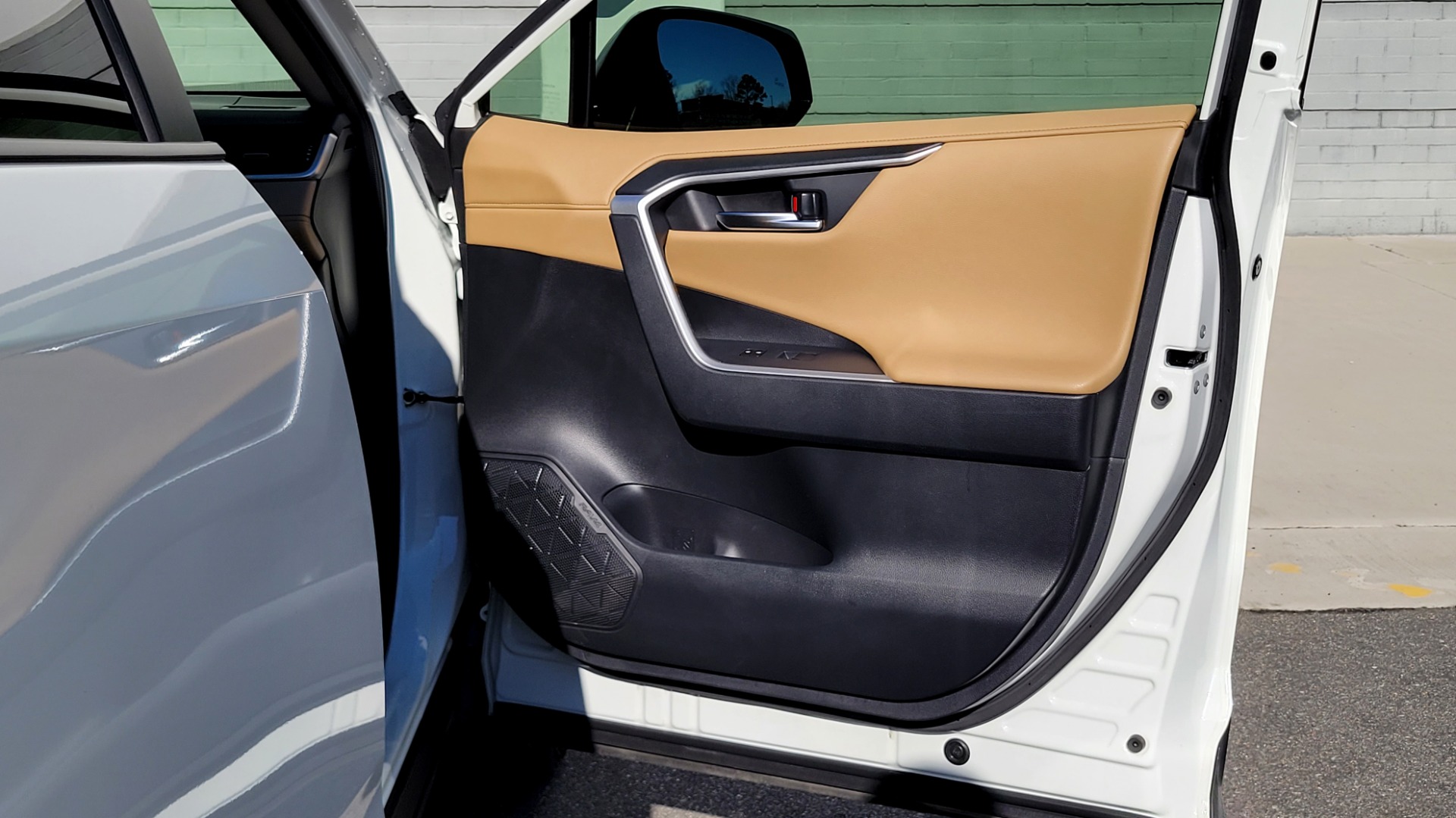 Used 2019 Toyota RAV4 Limited for sale $29,495 at Formula Imports in Charlotte NC 28227 66