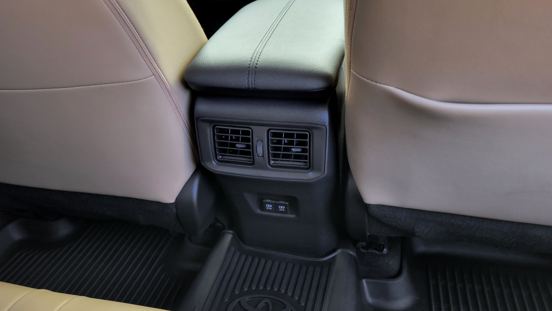 Used 2019 Toyota RAV4 Limited for sale $29,495 at Formula Imports in Charlotte NC 28227 76