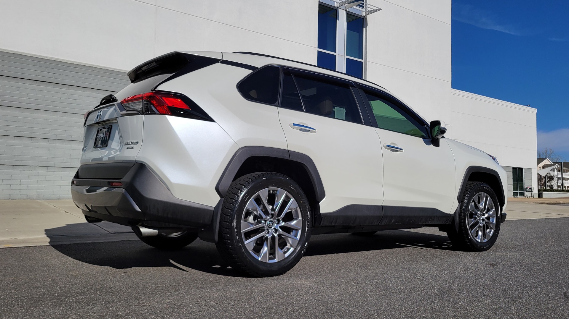Used 2019 Toyota RAV4 Limited for sale $29,495 at Formula Imports in Charlotte NC 28227 8