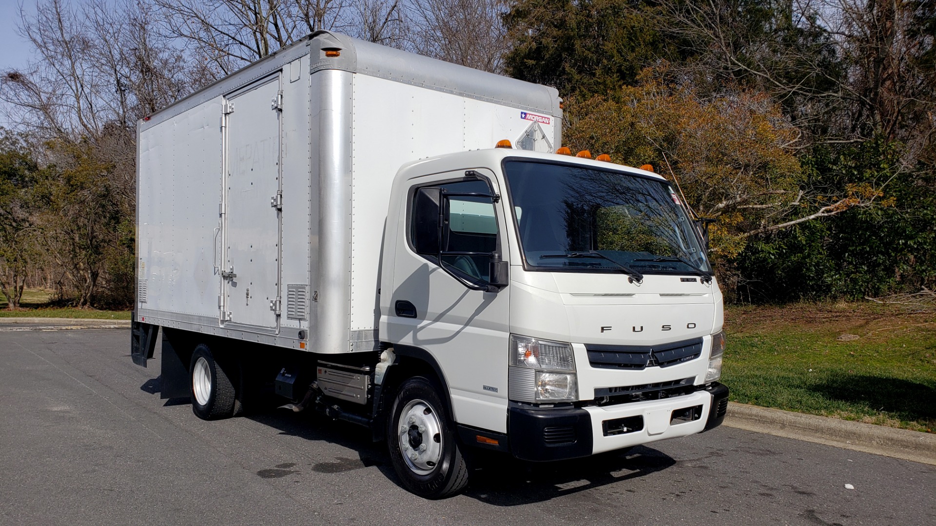 Used 2013 Mitsubishi FUSO FEC72S CARGO VAN / DUAL REAR WHEELS / CLEAN / LOW MILES for sale Sold at Formula Imports in Charlotte NC 28227 4