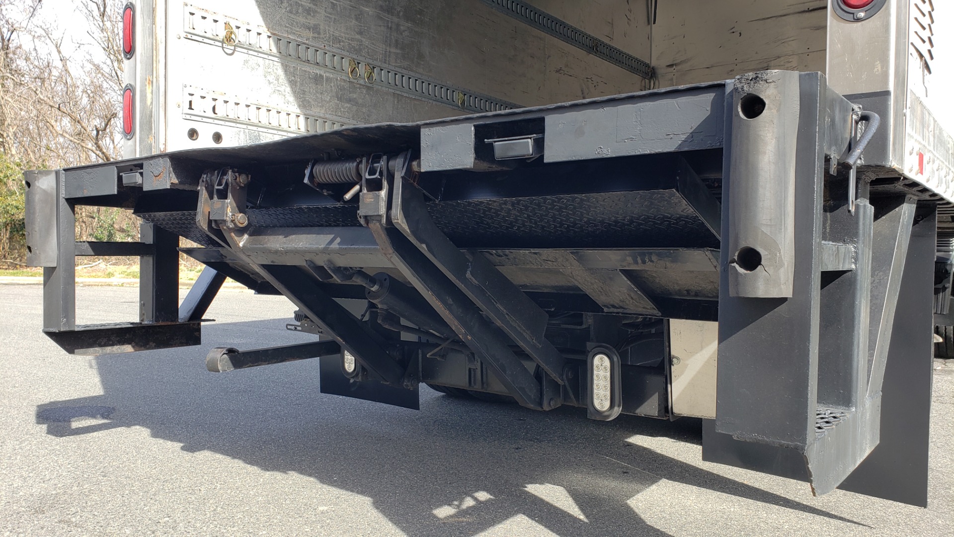 Used 2013 Mitsubishi FUSO FEC72S CARGO VAN / DUAL REAR WHEELS / CLEAN / LOW MILES for sale Sold at Formula Imports in Charlotte NC 28227 50