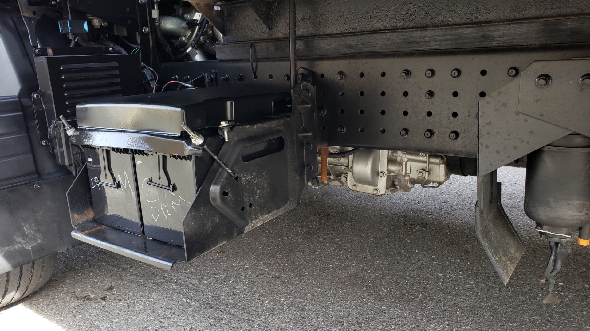 Used 2013 Mitsubishi FUSO FEC72S CARGO VAN / DUAL REAR WHEELS / CLEAN / LOW MILES for sale Sold at Formula Imports in Charlotte NC 28227 9