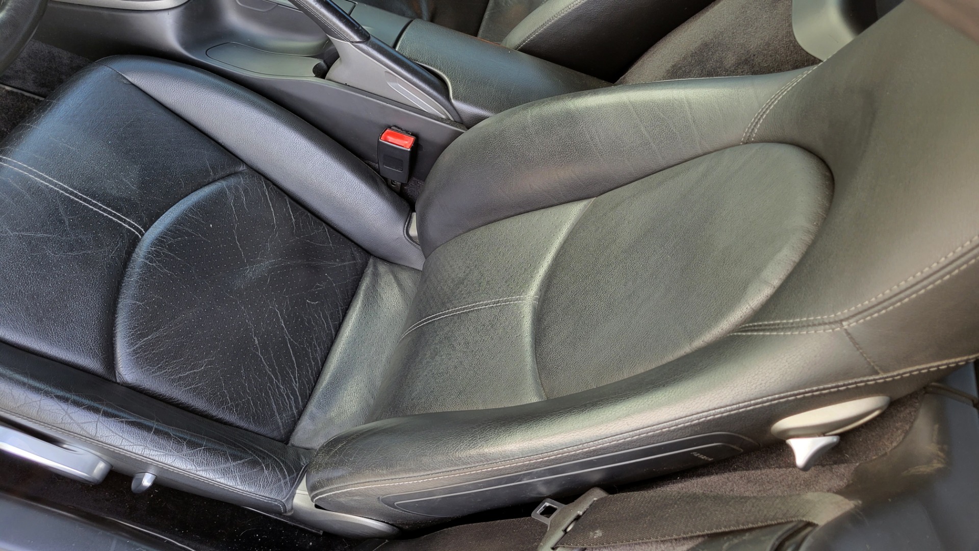 Used 2007 Porsche CAYMAN COUPE 2.7L / 5-SPD MANUAL / HTD STS / AIR COND / JL AUDIO / BORLA EXH for sale Sold at Formula Imports in Charlotte NC 28227 58