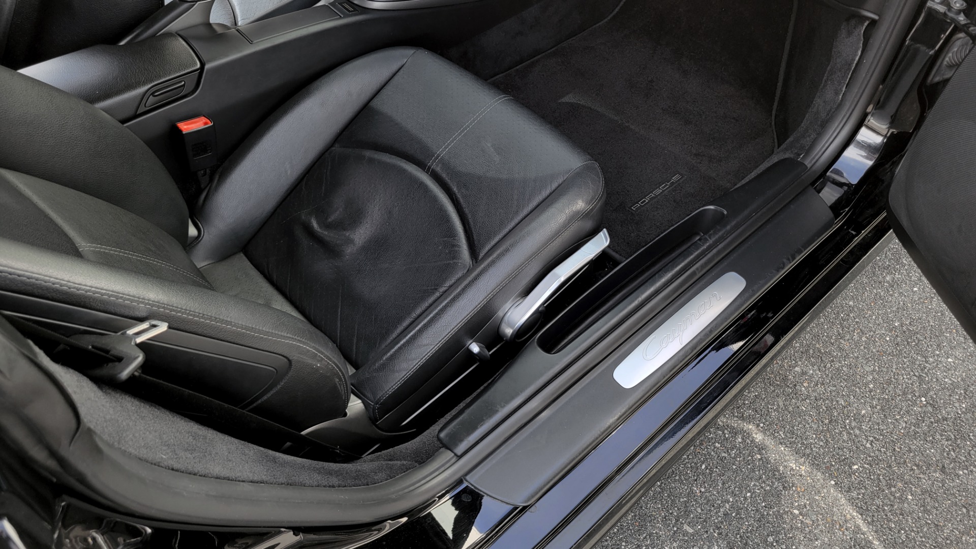 Used 2007 Porsche CAYMAN COUPE 2.7L / 5-SPD MANUAL / HTD STS / AIR COND / JL AUDIO / BORLA EXH for sale Sold at Formula Imports in Charlotte NC 28227 68