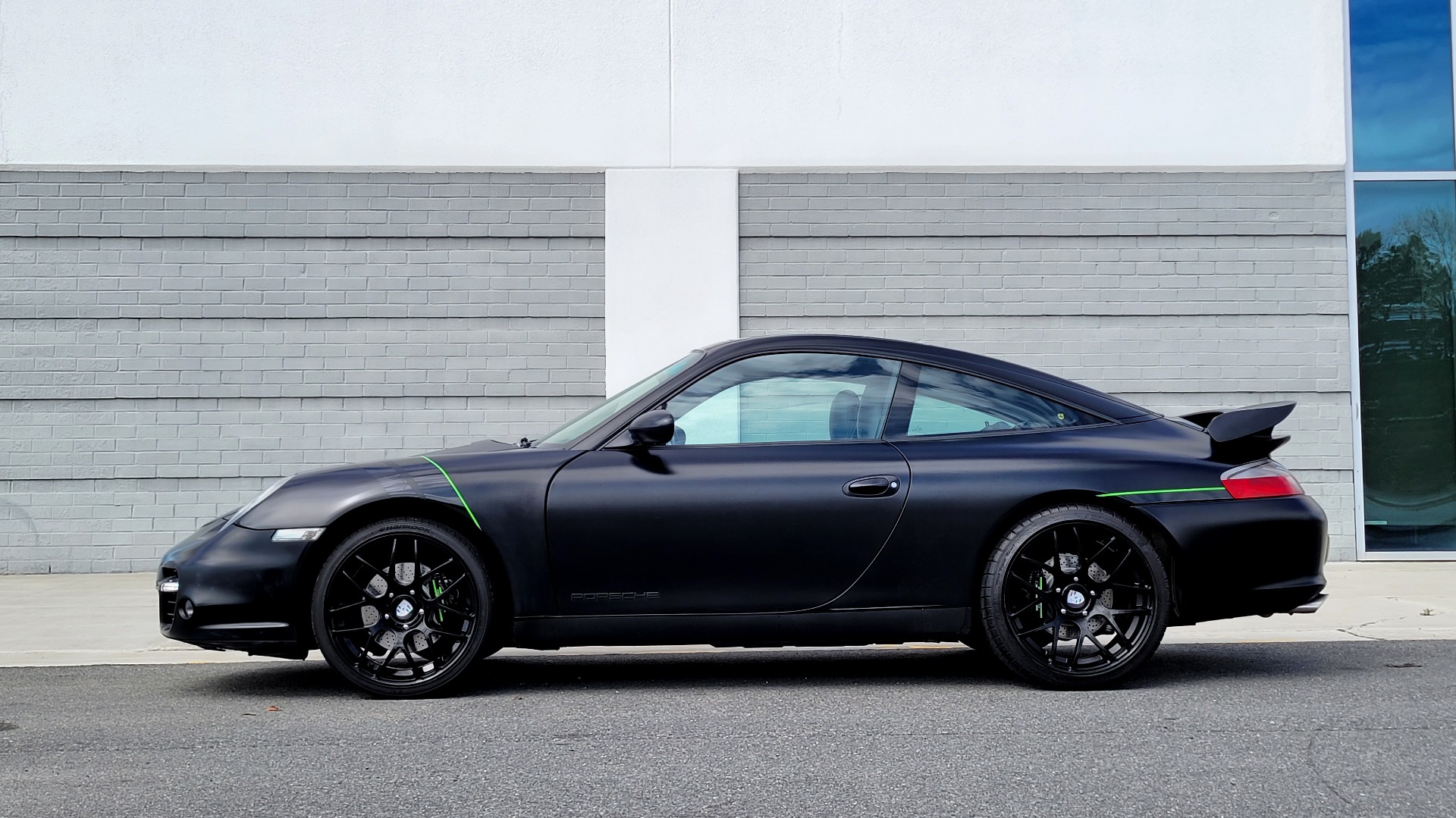 Used 2004 Porsche 911 TARGA COUPE / 6-SPD MAN / BOSE SOUND / HTD STS / XENON HEADLAMPS for sale Sold at Formula Imports in Charlotte NC 28227 8