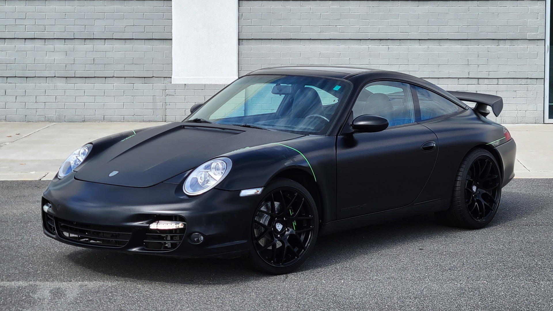 Used 2004 Porsche 911 TARGA COUPE / 6-SPD MAN / BOSE SOUND / HTD STS / XENON HEADLAMPS for sale Sold at Formula Imports in Charlotte NC 28227 1