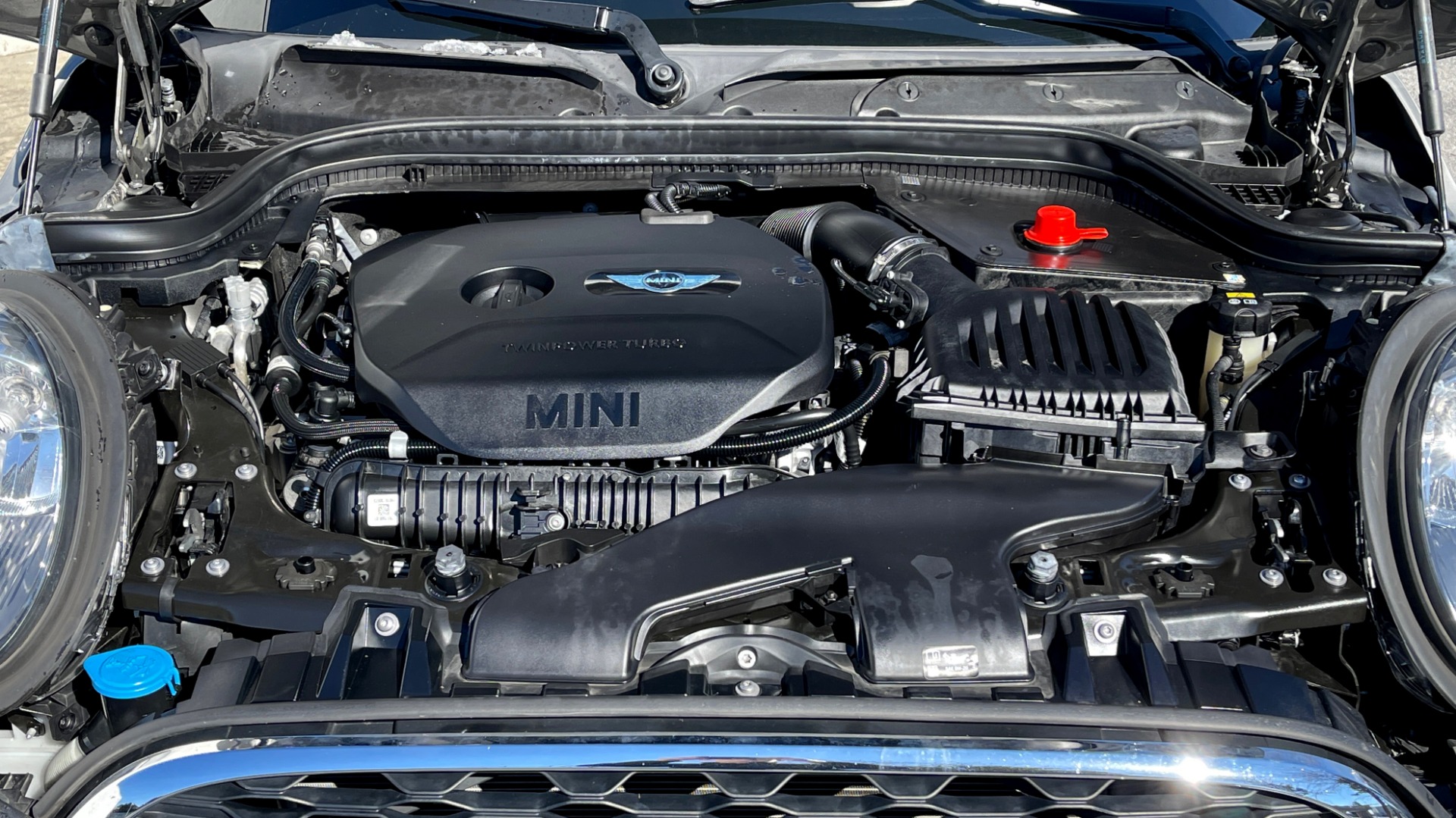 Used 2019 MINI Hardtop 2 Door Cooper S for sale Sold at Formula Imports in Charlotte NC 28227 10