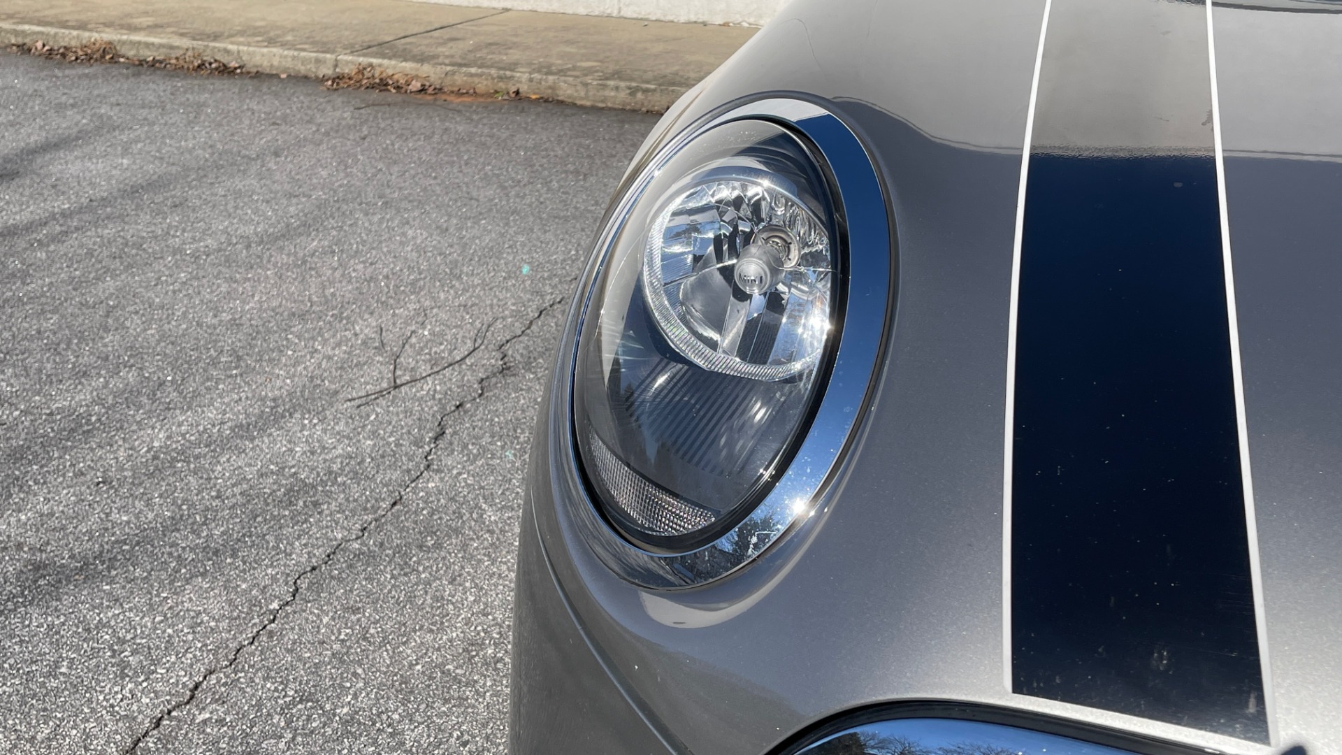 Used 2019 MINI Hardtop 2 Door Cooper S for sale Sold at Formula Imports in Charlotte NC 28227 13