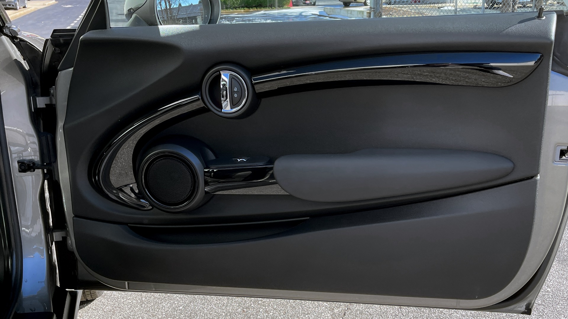 Used 2019 MINI Hardtop 2 Door Cooper S for sale Sold at Formula Imports in Charlotte NC 28227 43