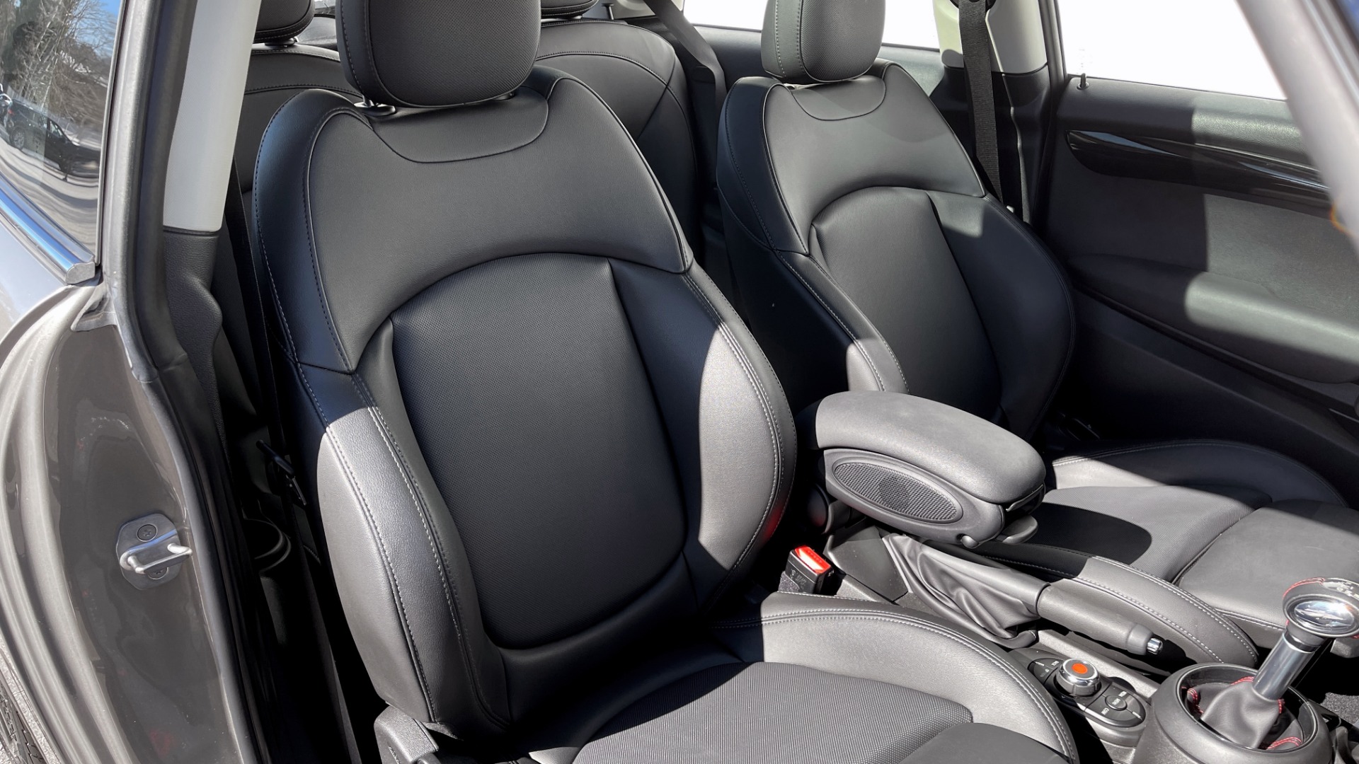 Used 2019 MINI Hardtop 2 Door Cooper S for sale Sold at Formula Imports in Charlotte NC 28227 46