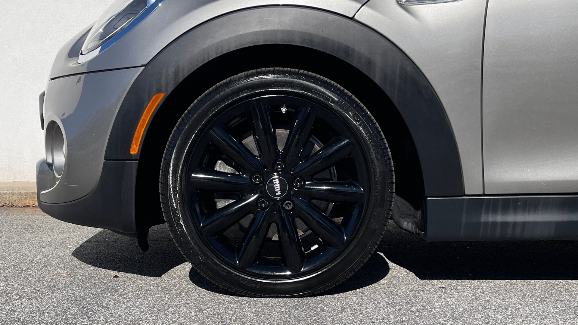 Used 2019 MINI Hardtop 2 Door Cooper S for sale Sold at Formula Imports in Charlotte NC 28227 49