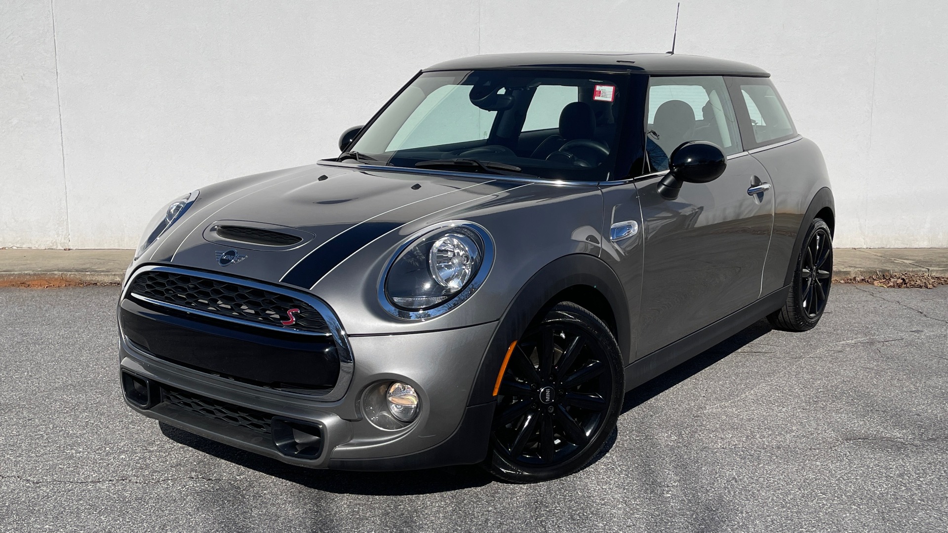 Used 2019 MINI Hardtop 2 Door Cooper S for sale Sold at Formula Imports in Charlotte NC 28227 1