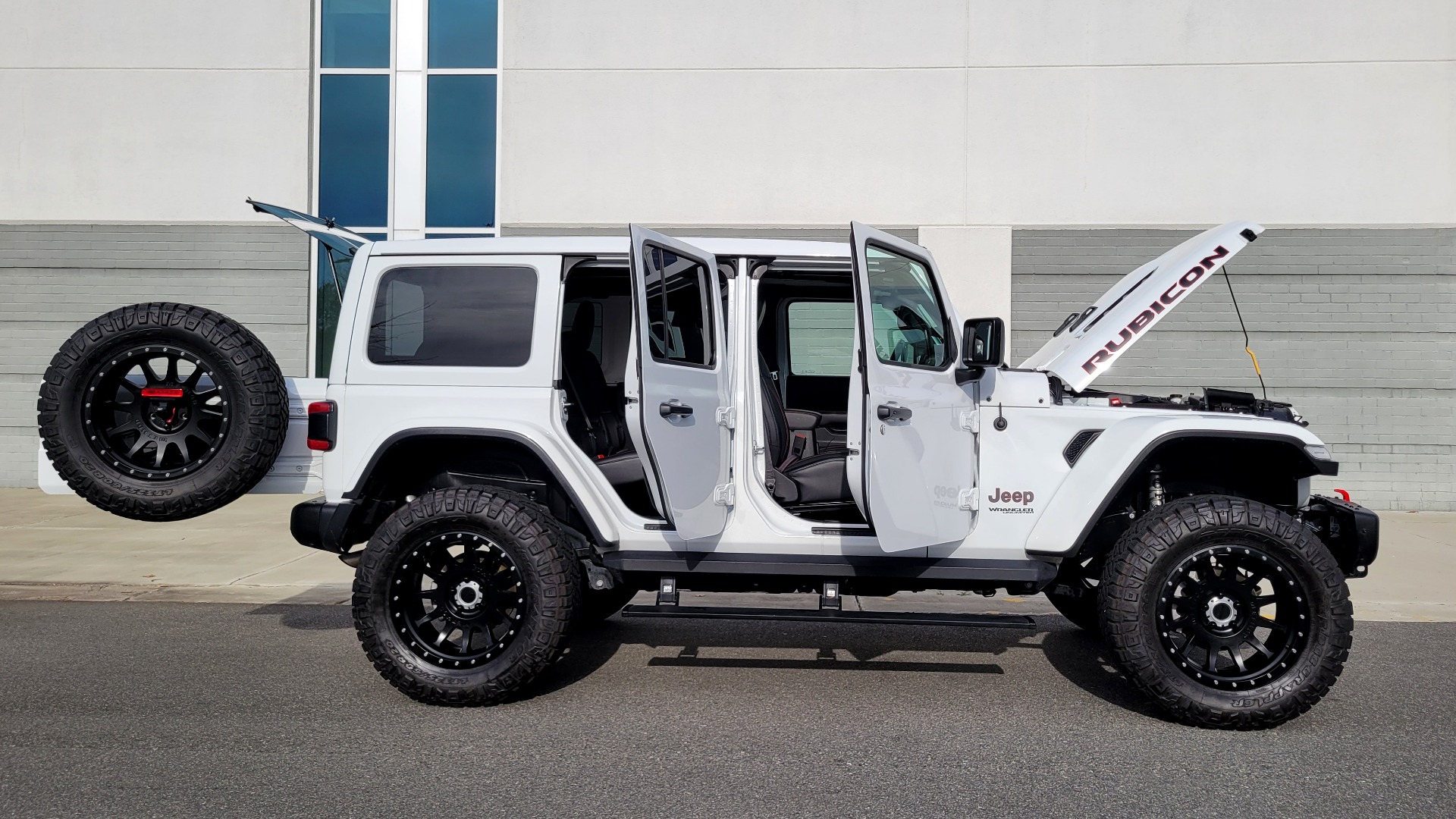 Used 2021 Jeep WRANGLER UNLIMITED RUBICON 4X4 / 2.0L TURBO / AUTO / LIFTED / CLD WTHR for sale $61,995 at Formula Imports in Charlotte NC 28227 24