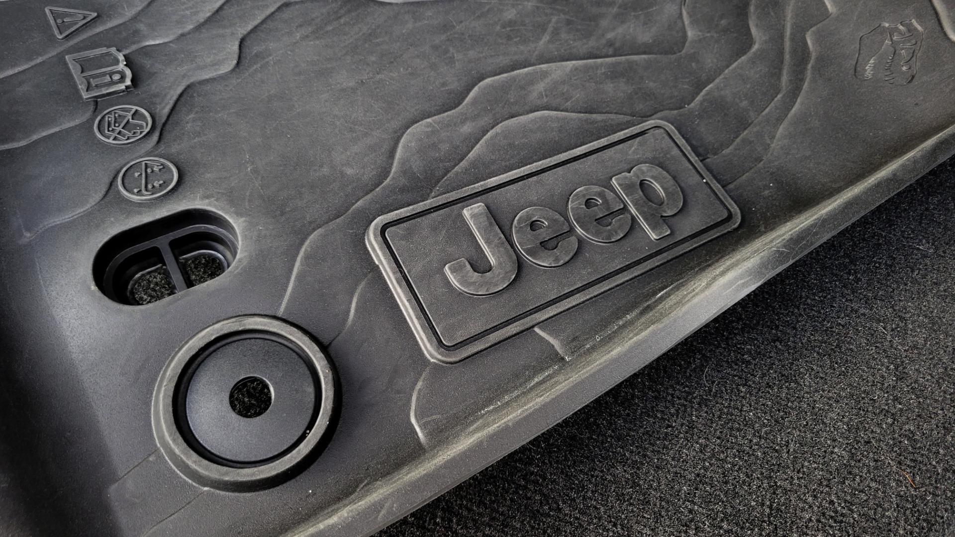 Used 2021 Jeep WRANGLER UNLIMITED RUBICON 4X4 / 2.0L TURBO / AUTO / LIFTED / CLD WTHR for sale $61,995 at Formula Imports in Charlotte NC 28227 30