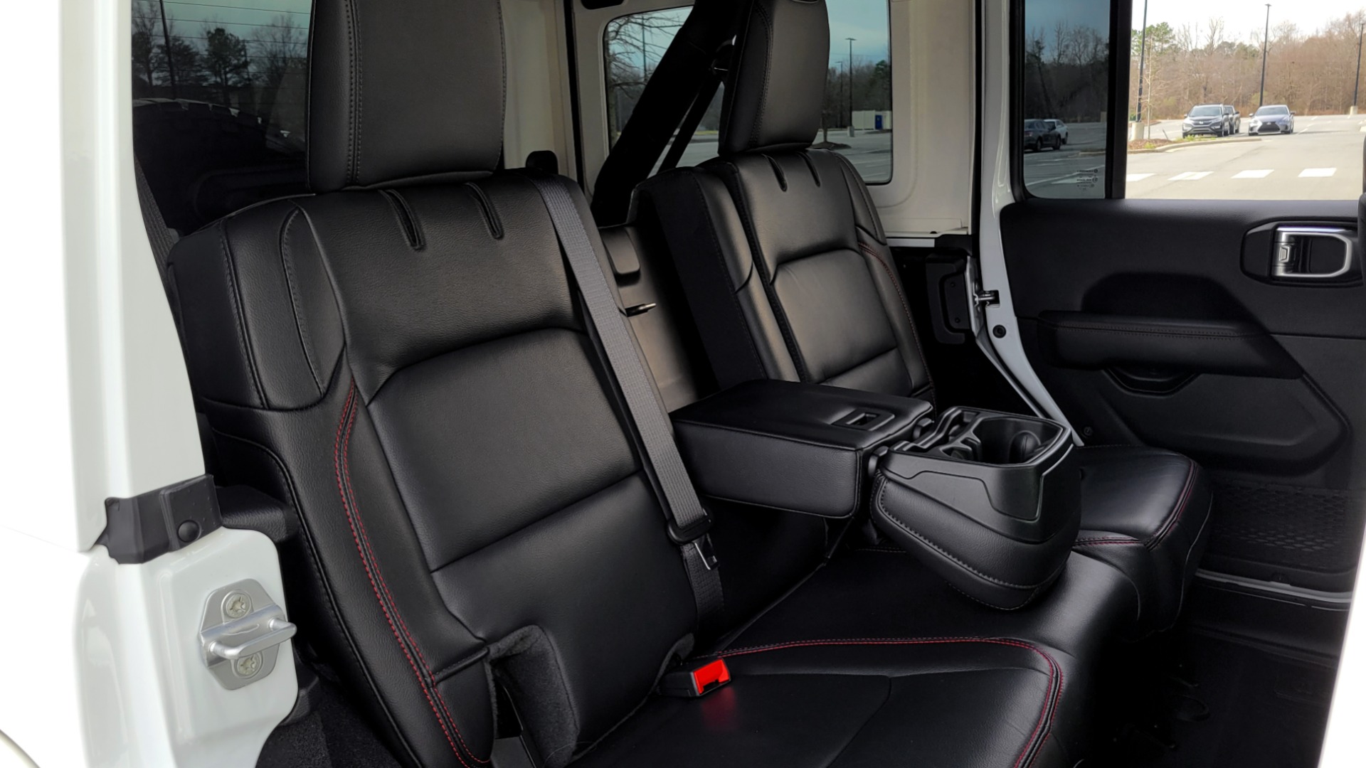 Used 2021 Jeep WRANGLER UNLIMITED RUBICON 4X4 / 2.0L TURBO / AUTO / LIFTED / CLD WTHR for sale $61,995 at Formula Imports in Charlotte NC 28227 74