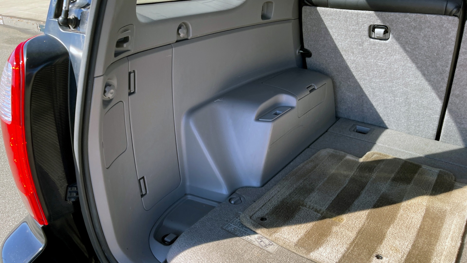 Used 2007 Toyota 4RUNNER SR5 SPORT EDITION / 4.0L V6 / 5-SPD AUTO / JBL AUDIO / HOMELINK for sale Sold at Formula Imports in Charlotte NC 28227 18