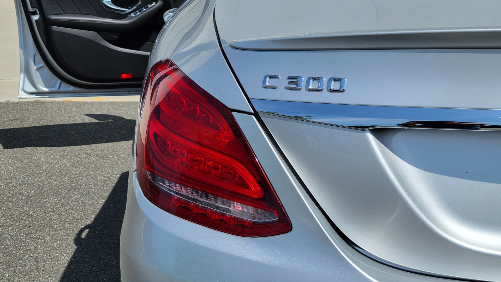 Used 2016 Mercedes-Benz C-CLASS C 300 PREMIUM 2 / SPORT / PANO-ROOF / BSA / HTD STS / MULTIMEDIA for sale Sold at Formula Imports in Charlotte NC 28227 32