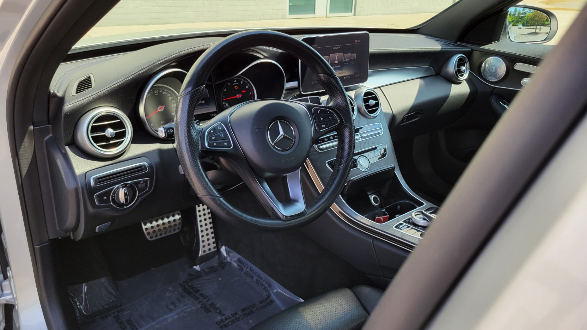 Used 2016 Mercedes-Benz C-CLASS C 300 PREMIUM 2 / SPORT / PANO-ROOF / BSA / HTD STS / MULTIMEDIA for sale Sold at Formula Imports in Charlotte NC 28227 40