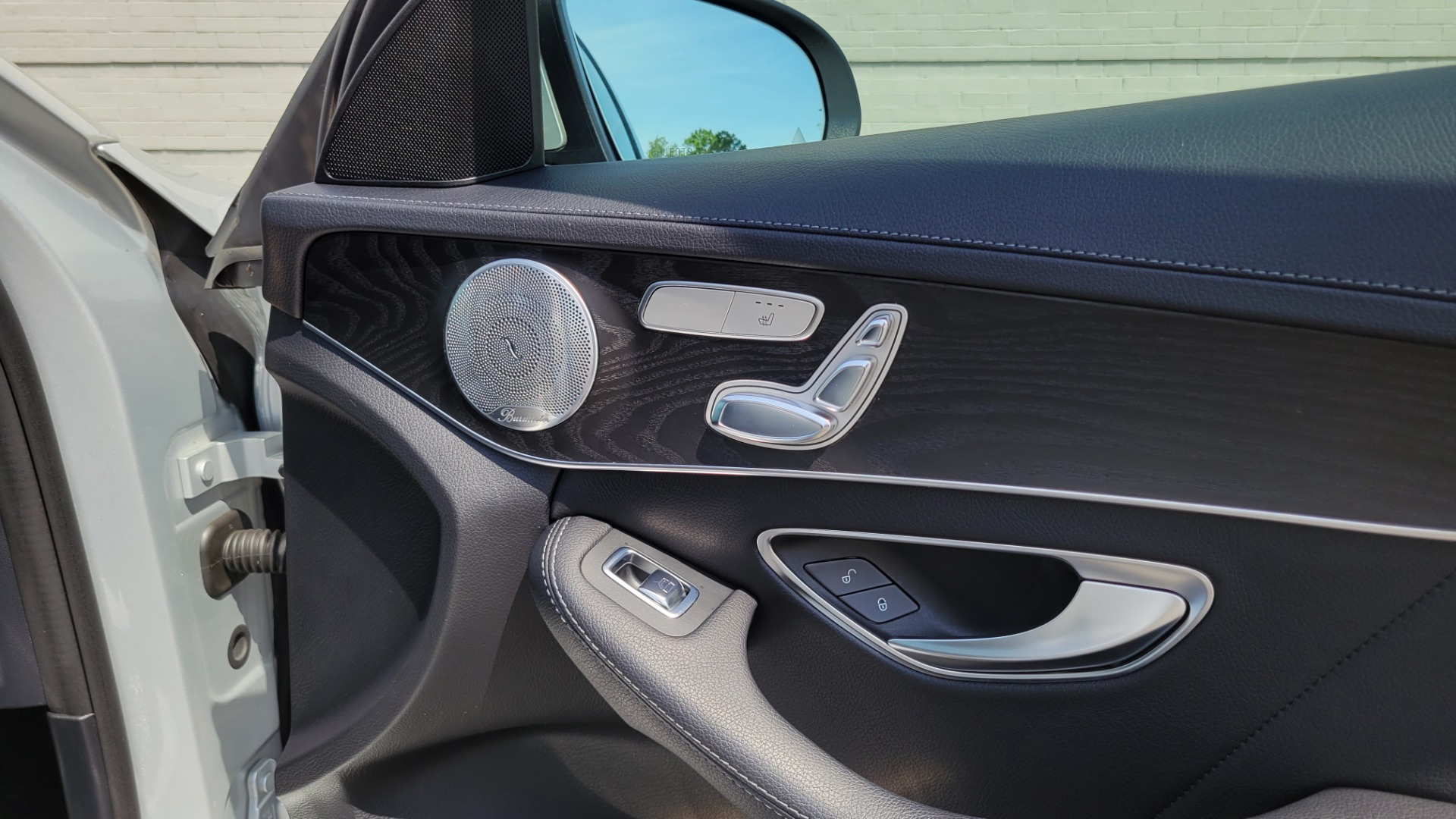 Used 2016 Mercedes-Benz C-CLASS C 300 PREMIUM 2 / SPORT / PANO-ROOF / BSA / HTD STS / MULTIMEDIA for sale Sold at Formula Imports in Charlotte NC 28227 72