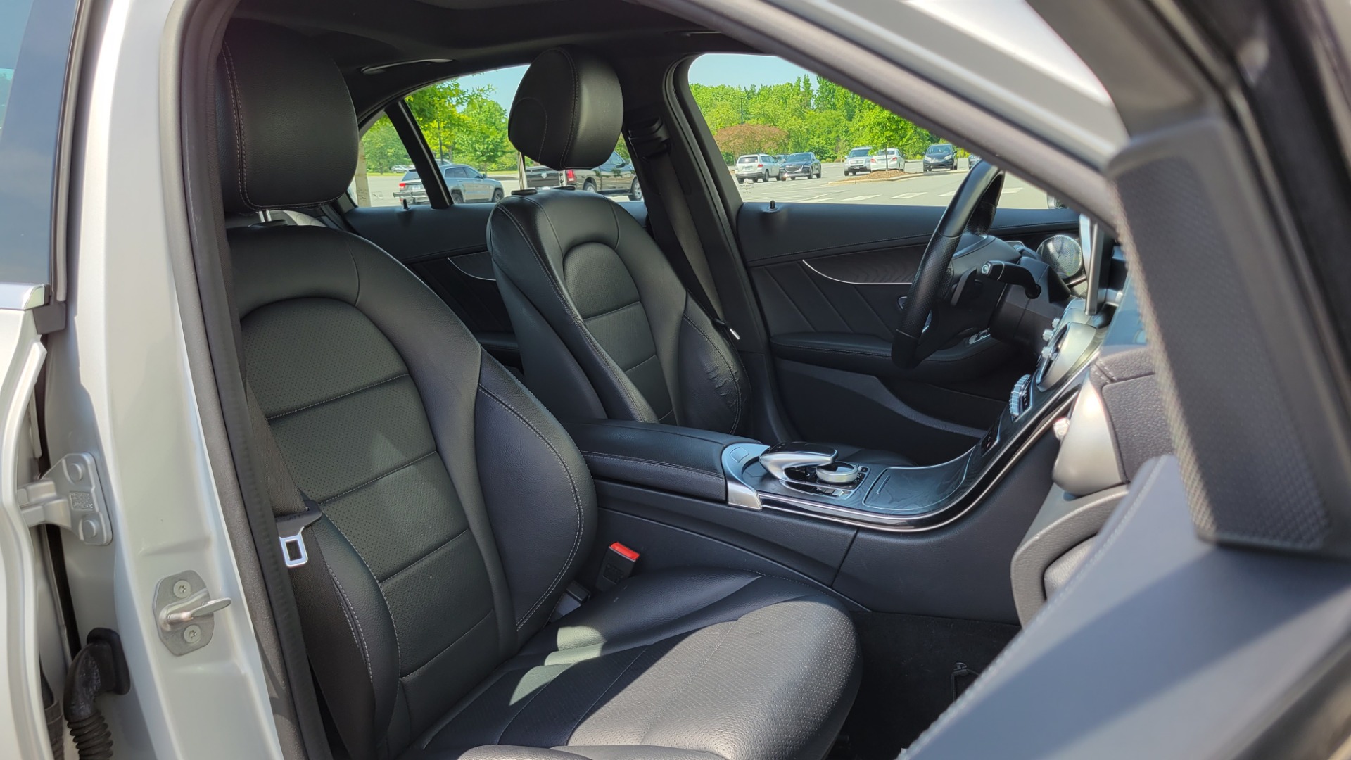 Used 2016 Mercedes-Benz C-CLASS C 300 PREMIUM 2 / SPORT / PANO-ROOF / BSA / HTD STS / MULTIMEDIA for sale Sold at Formula Imports in Charlotte NC 28227 75