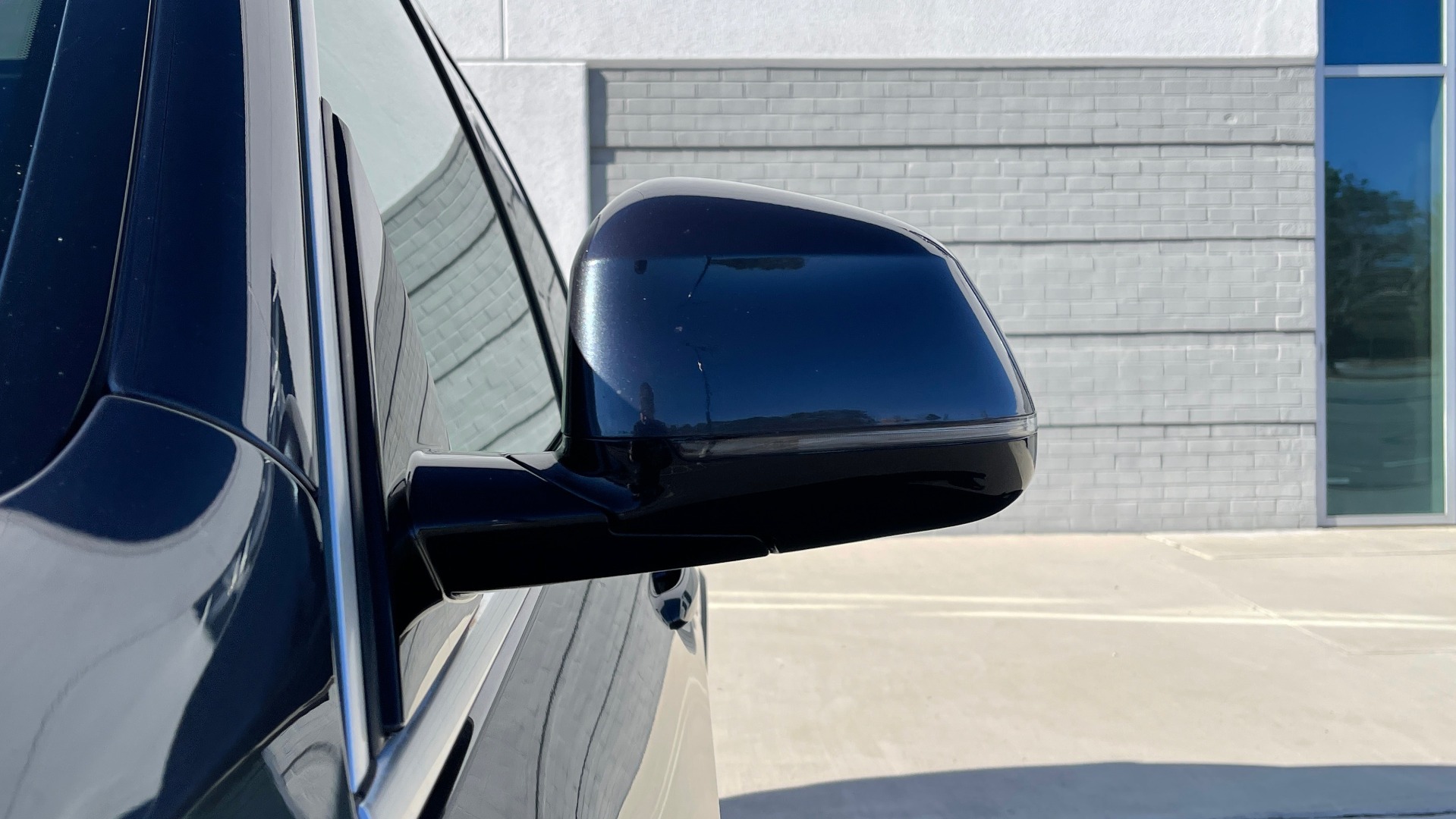 Used 2019 BMW X5 XDRIVE40I PREM 2 PKG / CONV PKG / HUD / WIFI / SUNROOF / REARVIEW for sale Sold at Formula Imports in Charlotte NC 28227 14