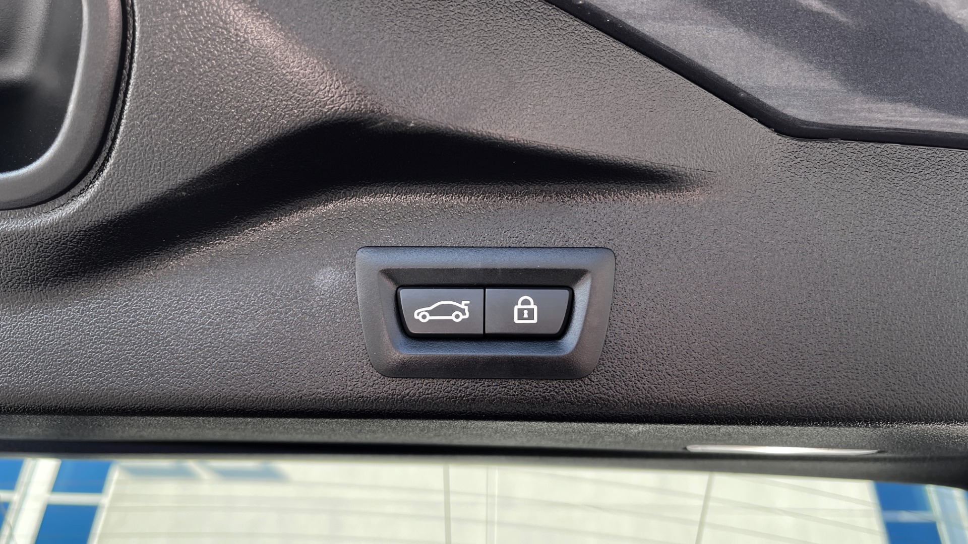 Used 2019 BMW X5 XDRIVE40I PREM 2 PKG / CONV PKG / HUD / WIFI / SUNROOF / REARVIEW for sale Sold at Formula Imports in Charlotte NC 28227 19