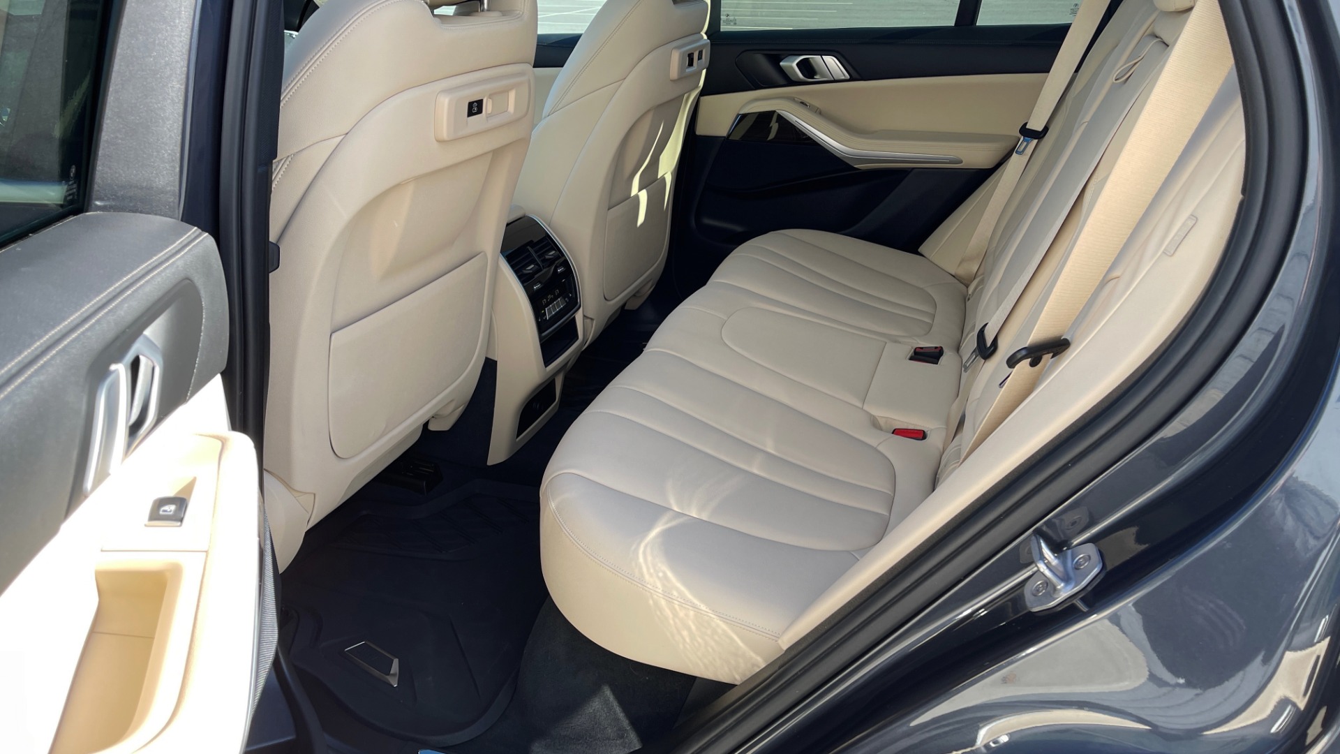 Used 2019 BMW X5 XDRIVE40I PREM 2 PKG / CONV PKG / HUD / WIFI / SUNROOF / REARVIEW for sale Sold at Formula Imports in Charlotte NC 28227 45