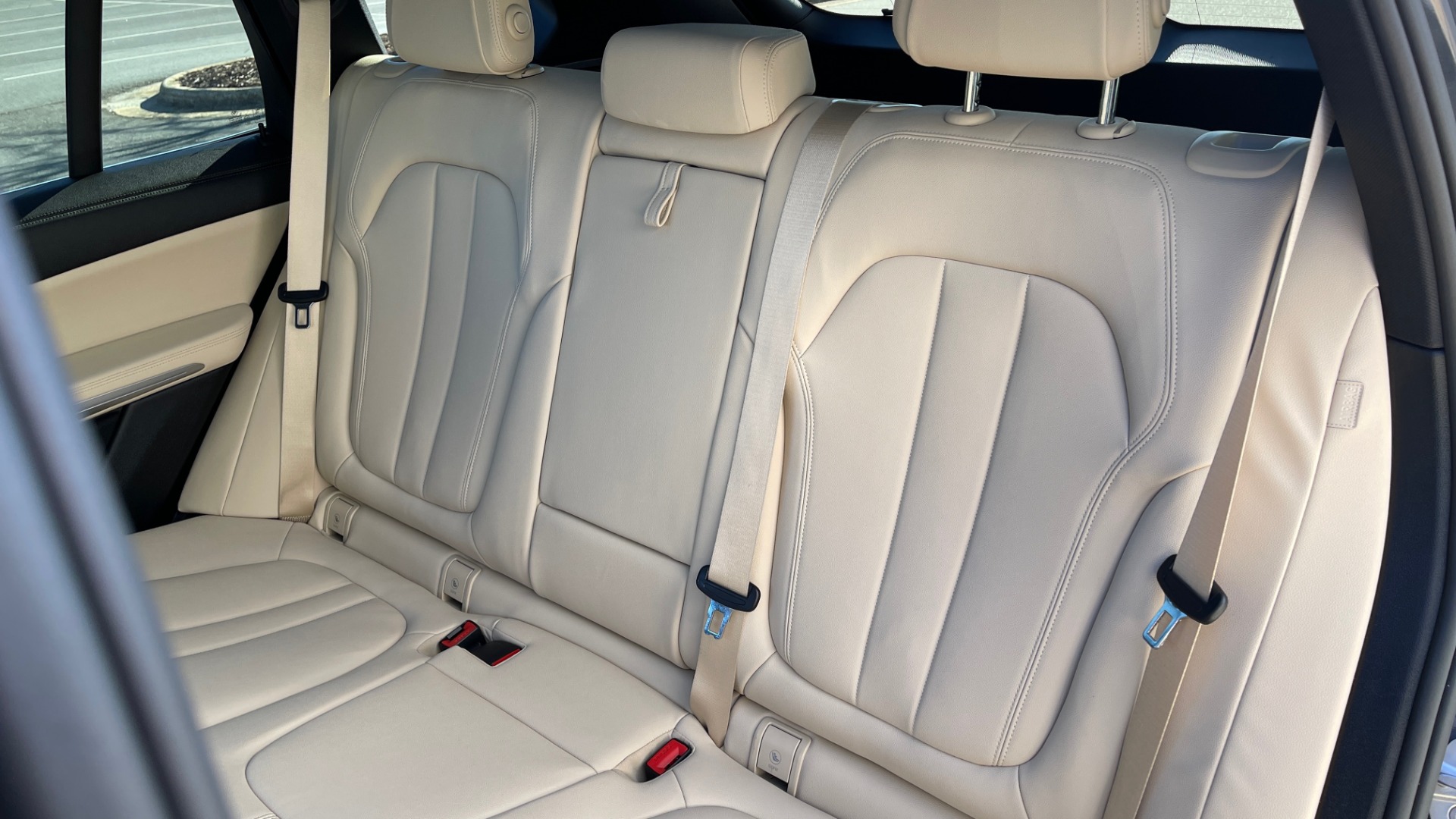 Used 2019 BMW X5 XDRIVE40I PREM 2 PKG / CONV PKG / HUD / WIFI / SUNROOF / REARVIEW for sale Sold at Formula Imports in Charlotte NC 28227 47