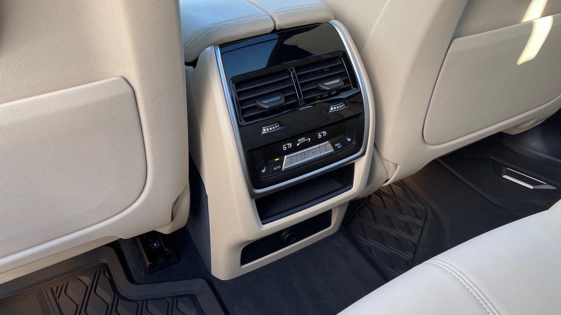 Used 2019 BMW X5 XDRIVE40I PREM 2 PKG / CONV PKG / HUD / WIFI / SUNROOF / REARVIEW for sale Sold at Formula Imports in Charlotte NC 28227 48