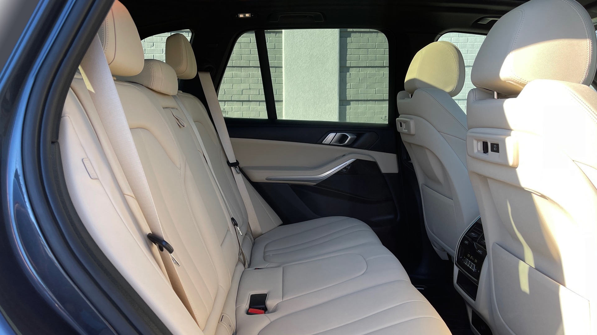 Used 2019 BMW X5 XDRIVE40I PREM 2 PKG / CONV PKG / HUD / WIFI / SUNROOF / REARVIEW for sale Sold at Formula Imports in Charlotte NC 28227 55
