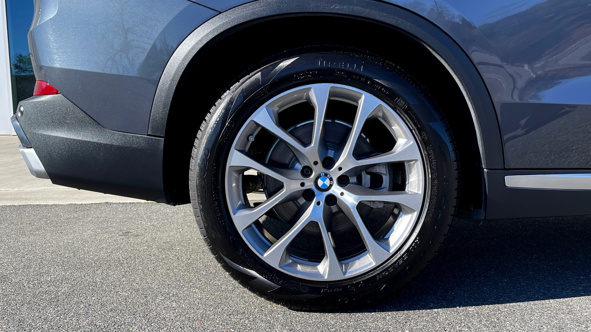 Used 2019 BMW X5 XDRIVE40I PREM 2 PKG / CONV PKG / HUD / WIFI / SUNROOF / REARVIEW for sale Sold at Formula Imports in Charlotte NC 28227 64