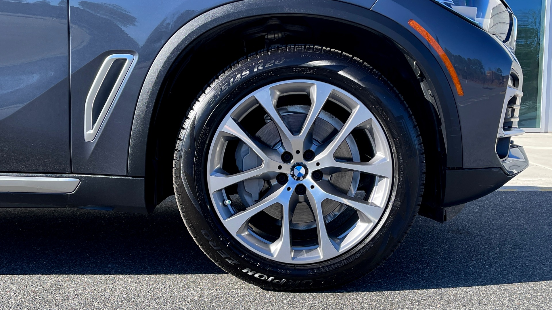 Used 2019 BMW X5 XDRIVE40I PREM 2 PKG / CONV PKG / HUD / WIFI / SUNROOF / REARVIEW for sale Sold at Formula Imports in Charlotte NC 28227 65