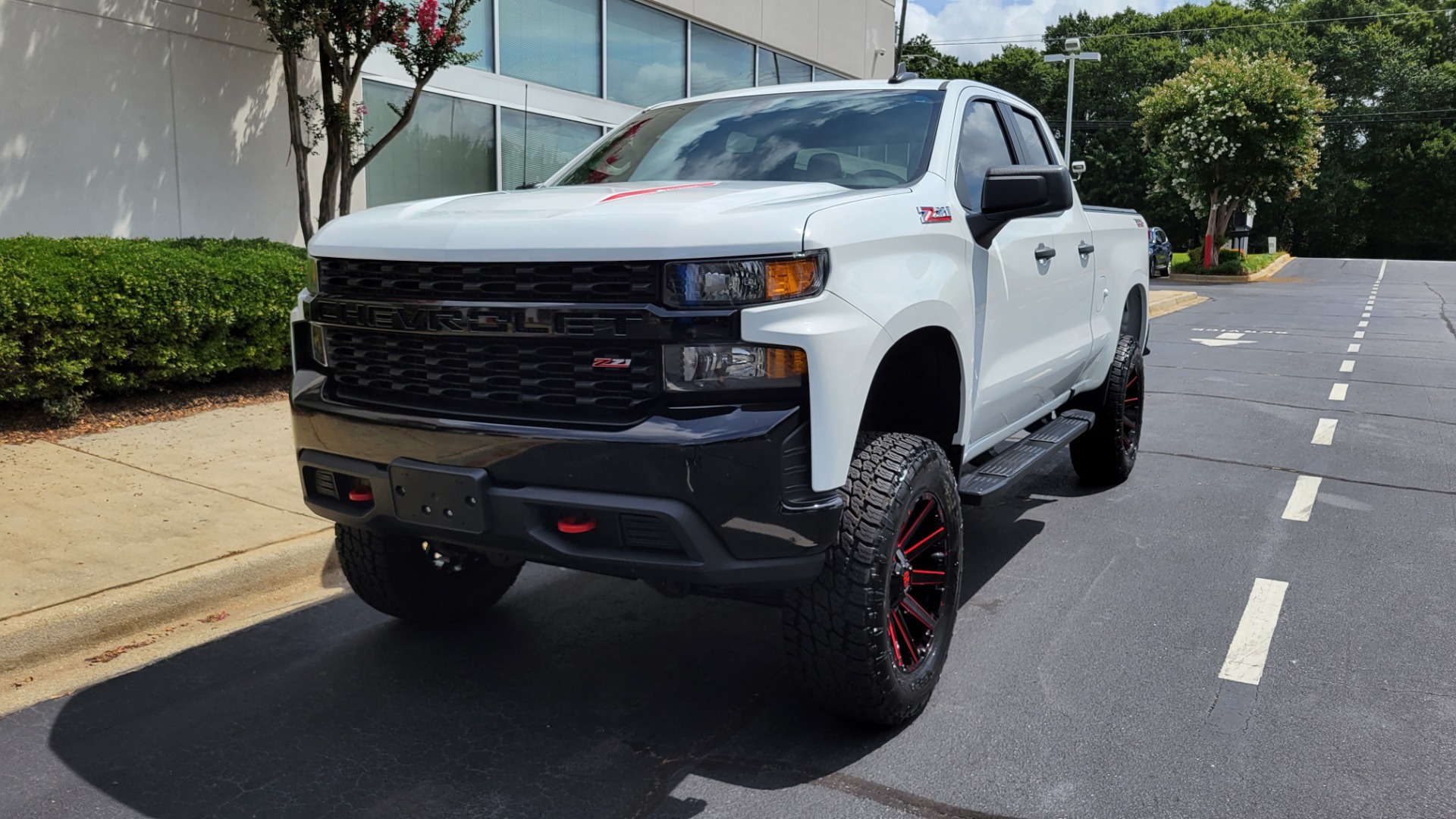 Used 2020 Chevrolet SILVERADO 1500 CUSTOM TRAIL BOSS 4X4 5.3L / REMOTE START / WIFI / REARVIEW for sale Sold at Formula Imports in Charlotte NC 28227 2