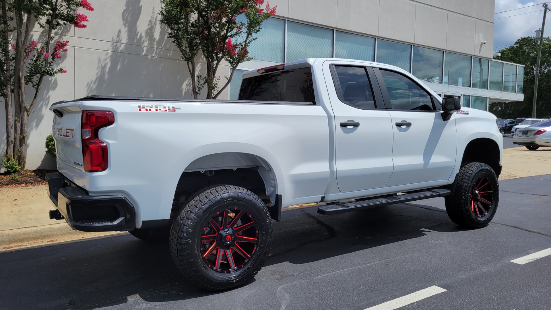 Used 2020 Chevrolet SILVERADO 1500 CUSTOM TRAIL BOSS 4X4 5.3L / REMOTE START / WIFI / REARVIEW for sale Sold at Formula Imports in Charlotte NC 28227 6