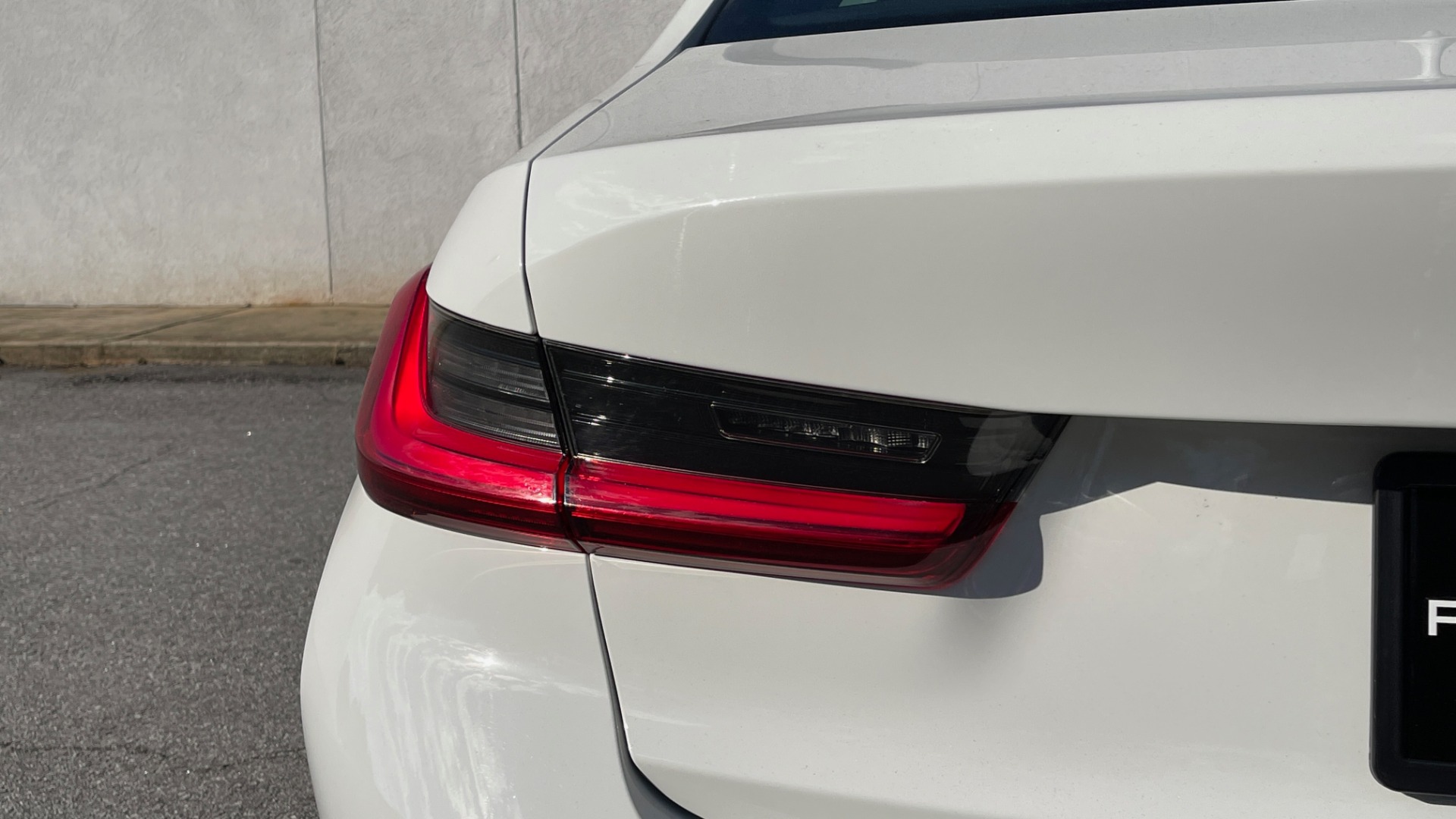 Used 2020 BMW 3 SERIES 330I 2.0L SEDAN / CONV PKG / ACT DRV ASST / BLIND SPOT / SUNROOF for sale Sold at Formula Imports in Charlotte NC 28227 17