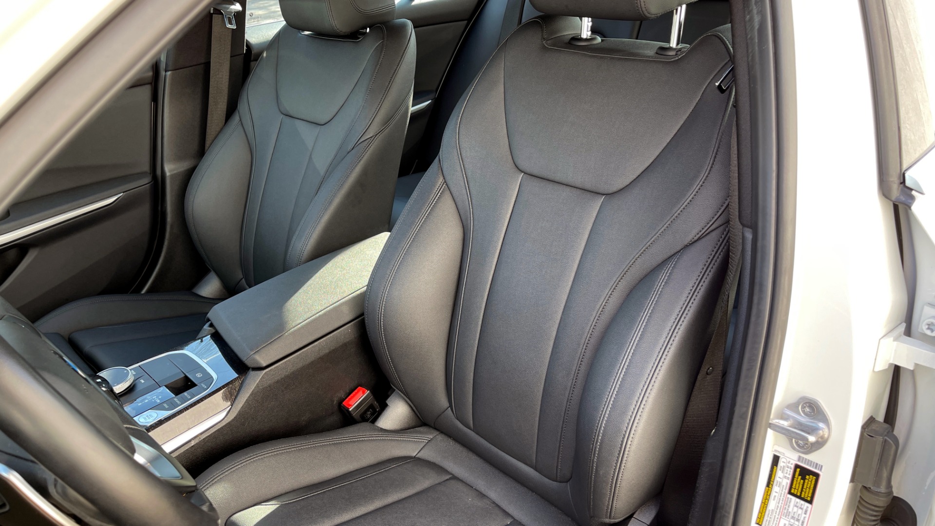 Used 2020 BMW 3 SERIES 330I 2.0L SEDAN / CONV PKG / ACT DRV ASST / BLIND SPOT / SUNROOF for sale Sold at Formula Imports in Charlotte NC 28227 27