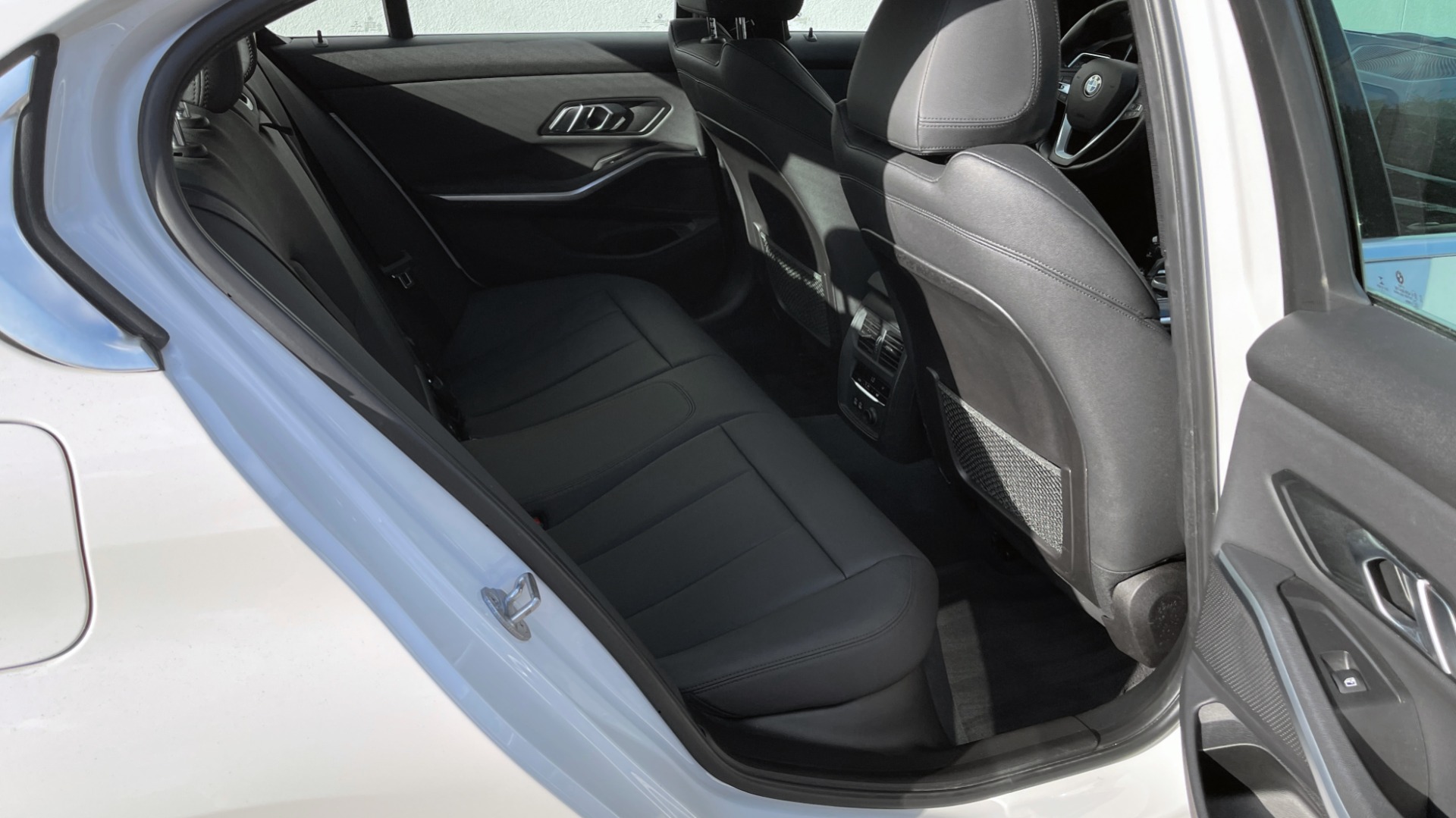 Used 2020 BMW 3 SERIES 330I 2.0L SEDAN / CONV PKG / ACT DRV ASST / BLIND SPOT / SUNROOF for sale Sold at Formula Imports in Charlotte NC 28227 49