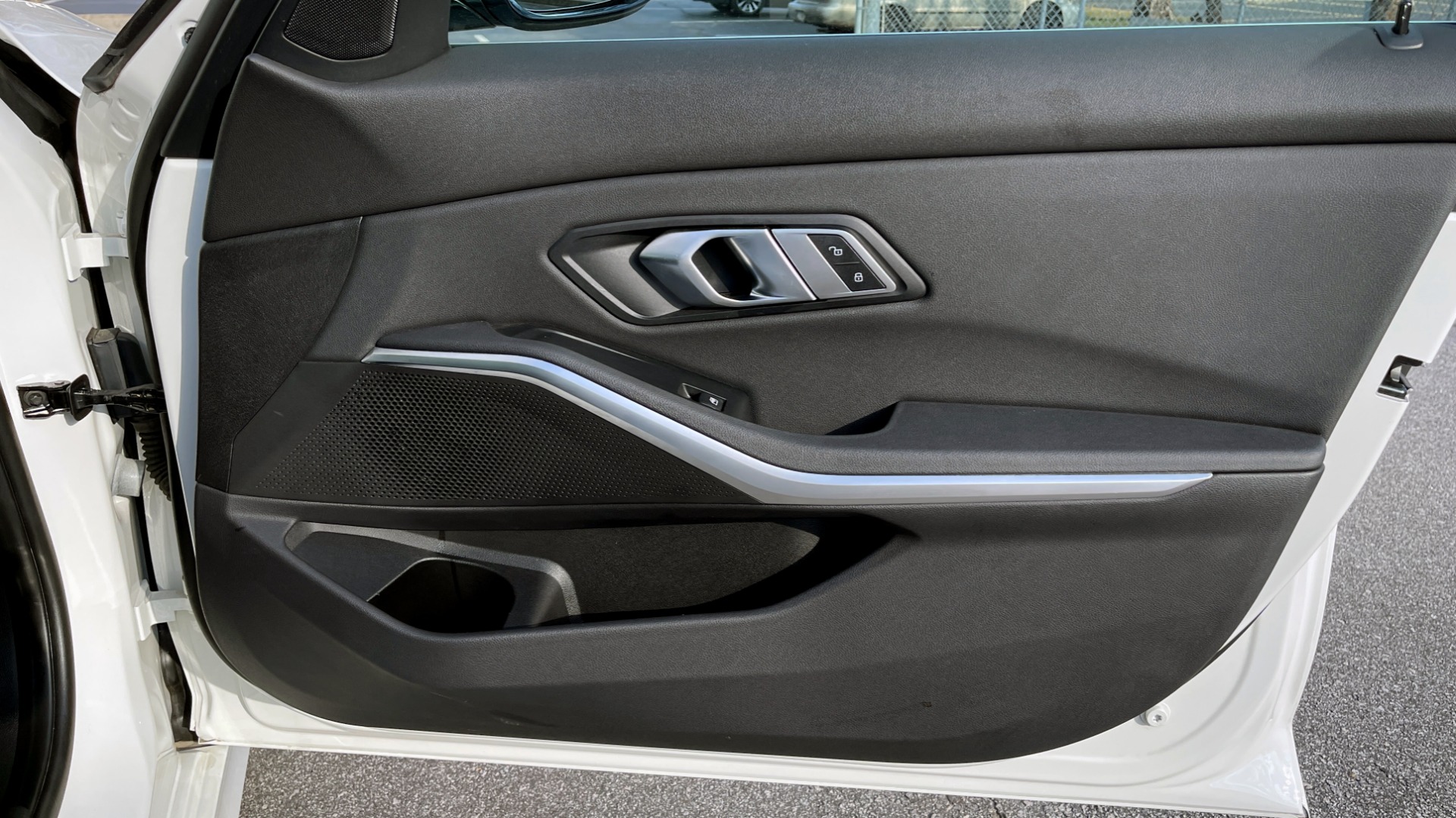 Used 2020 BMW 3 SERIES 330I 2.0L SEDAN / CONV PKG / ACT DRV ASST / BLIND SPOT / SUNROOF for sale Sold at Formula Imports in Charlotte NC 28227 51