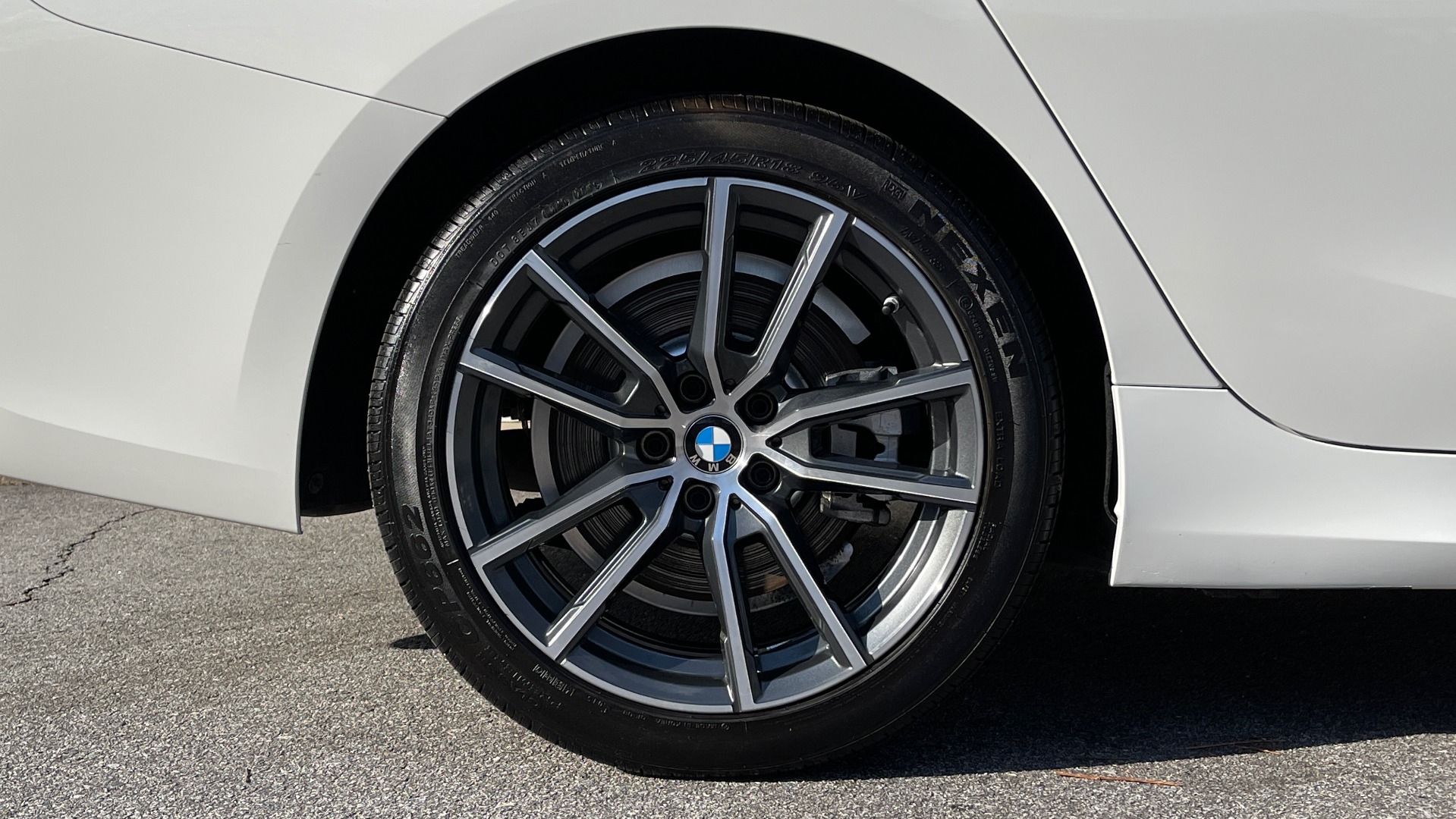 Used 2020 BMW 3 SERIES 330I 2.0L SEDAN / CONV PKG / ACT DRV ASST / BLIND SPOT / SUNROOF for sale Sold at Formula Imports in Charlotte NC 28227 58