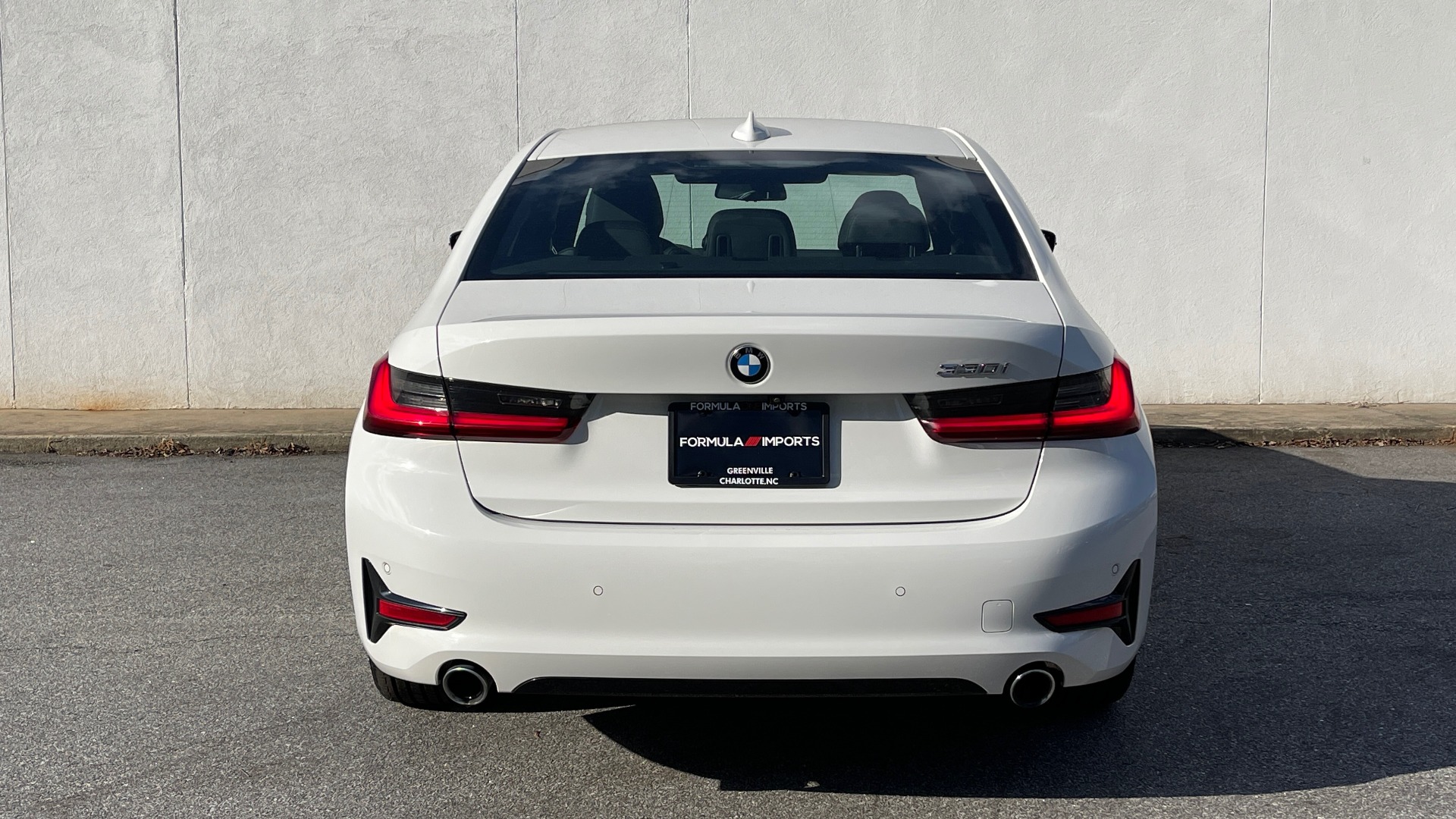 Used 2020 BMW 3 SERIES 330I 2.0L SEDAN / CONV PKG / ACT DRV ASST / BLIND SPOT / SUNROOF for sale Sold at Formula Imports in Charlotte NC 28227 8