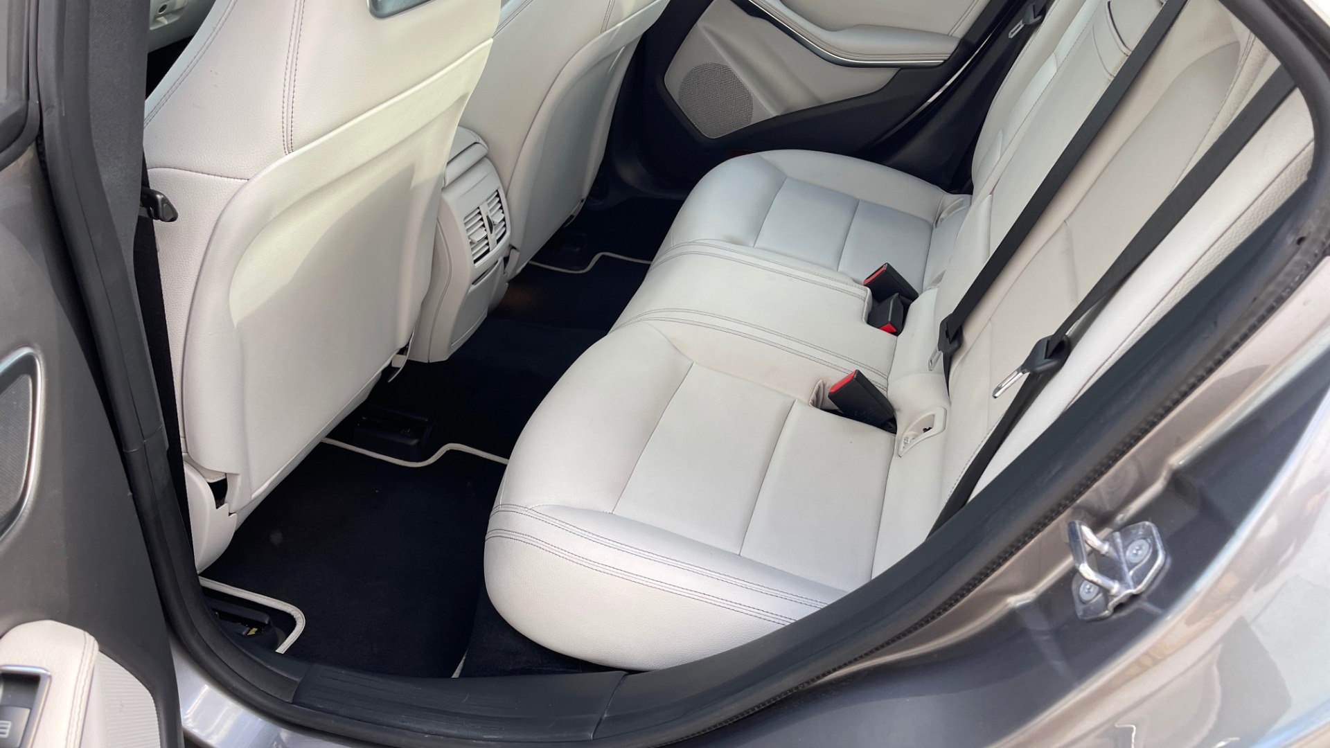 Used 2019 Mercedes-Benz CLA 250 PREMIUM / CONV / SMARTPHONE / PANO-ROOF / COMFORT SUSP for sale Sold at Formula Imports in Charlotte NC 28227 46