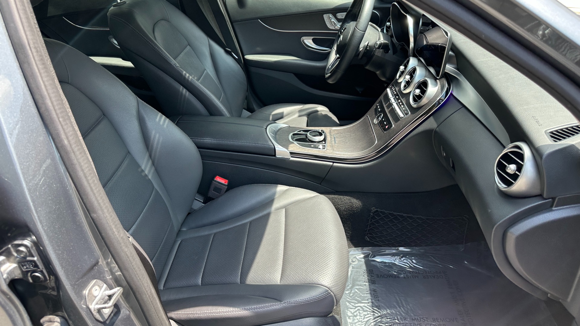 Used 2019 Mercedes-Benz C-Class C300 / PREMIUM / AMBIENT LIGHTS / BLIND SPOT / 10.25IN DISPLAY for sale Sold at Formula Imports in Charlotte NC 28227 25