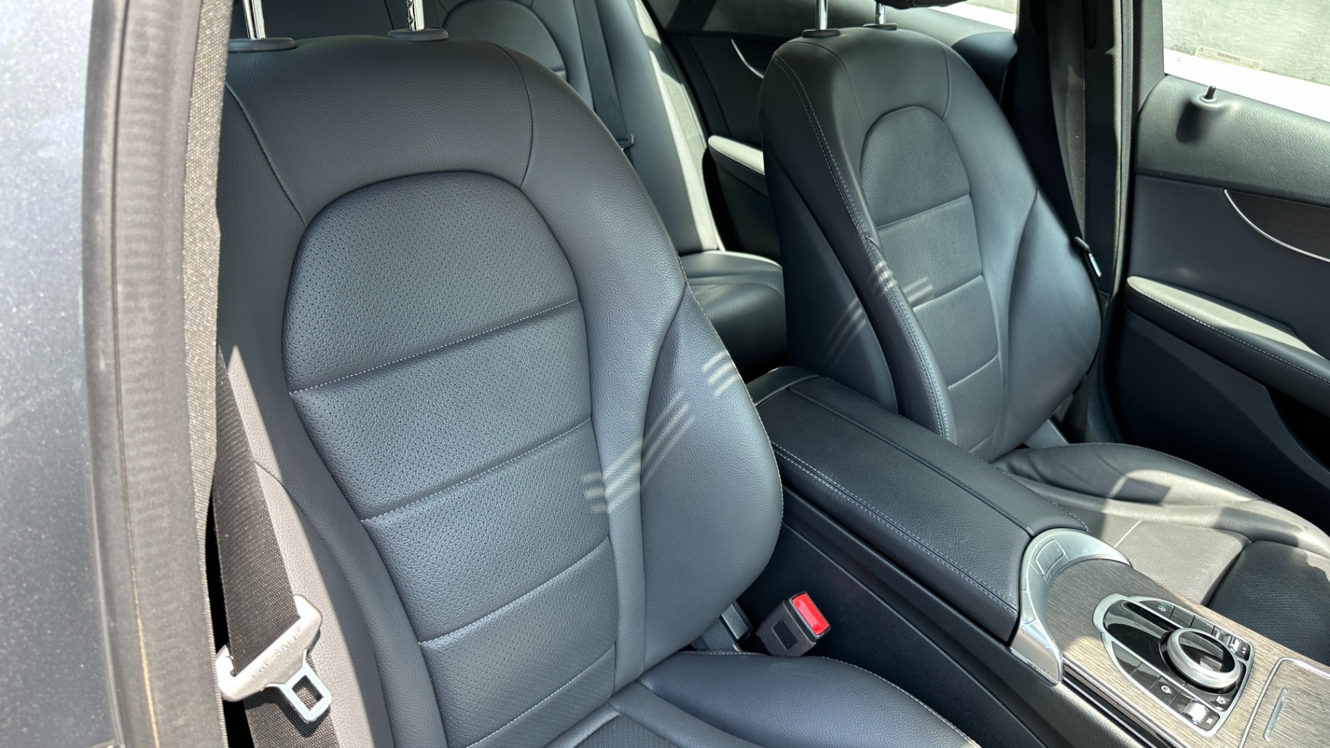 Used 2019 Mercedes-Benz C-Class C300 / PREMIUM / AMBIENT LIGHTS / BLIND SPOT / 10.25IN DISPLAY for sale $27,595 at Formula Imports in Charlotte NC 28227 26