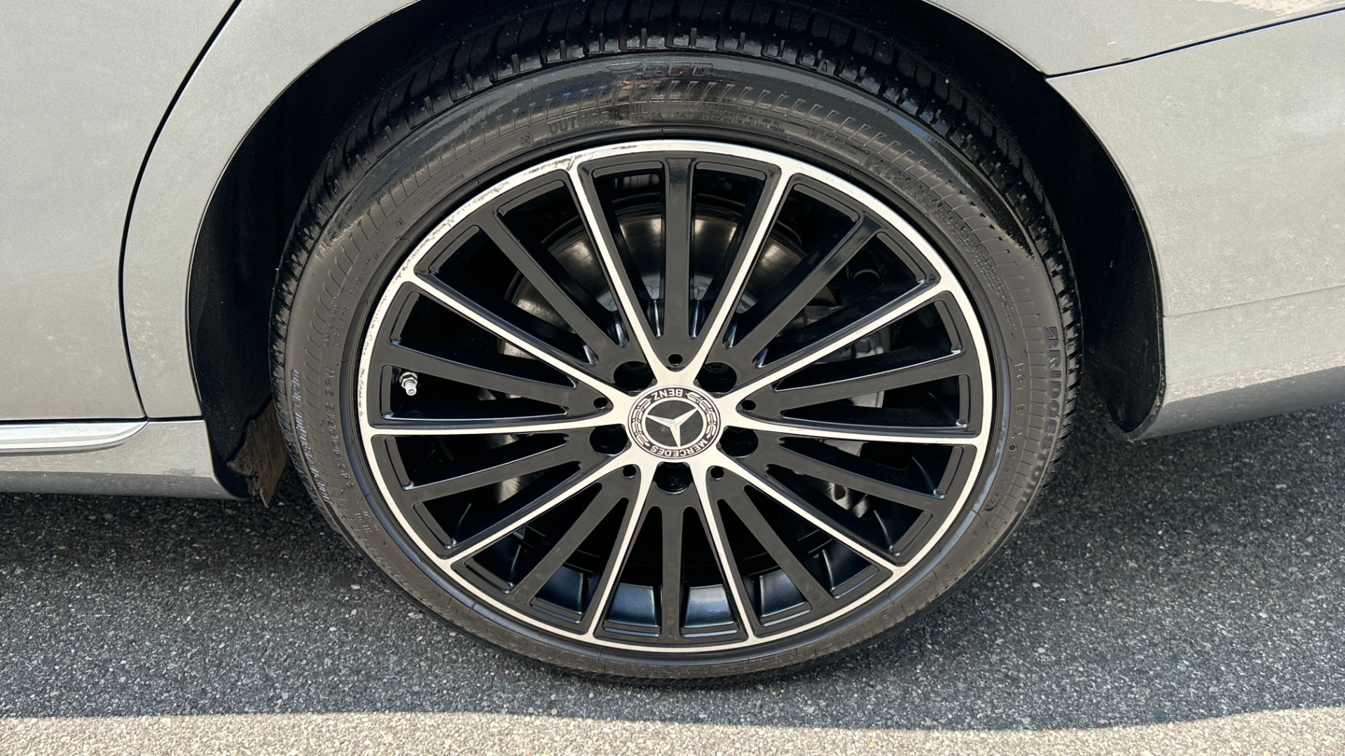 Used 2019 Mercedes-Benz C-Class C300 / PREMIUM / AMBIENT LIGHTS / BLIND SPOT / 10.25IN DISPLAY for sale $27,595 at Formula Imports in Charlotte NC 28227 47