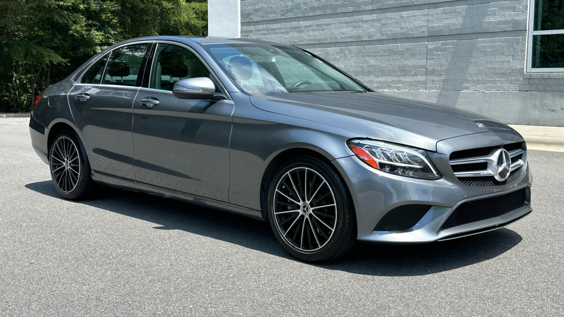 Used 2019 Mercedes-Benz C-Class C300 / PREMIUM / AMBIENT LIGHTS / BLIND SPOT / 10.25IN DISPLAY for sale $27,595 at Formula Imports in Charlotte NC 28227 5