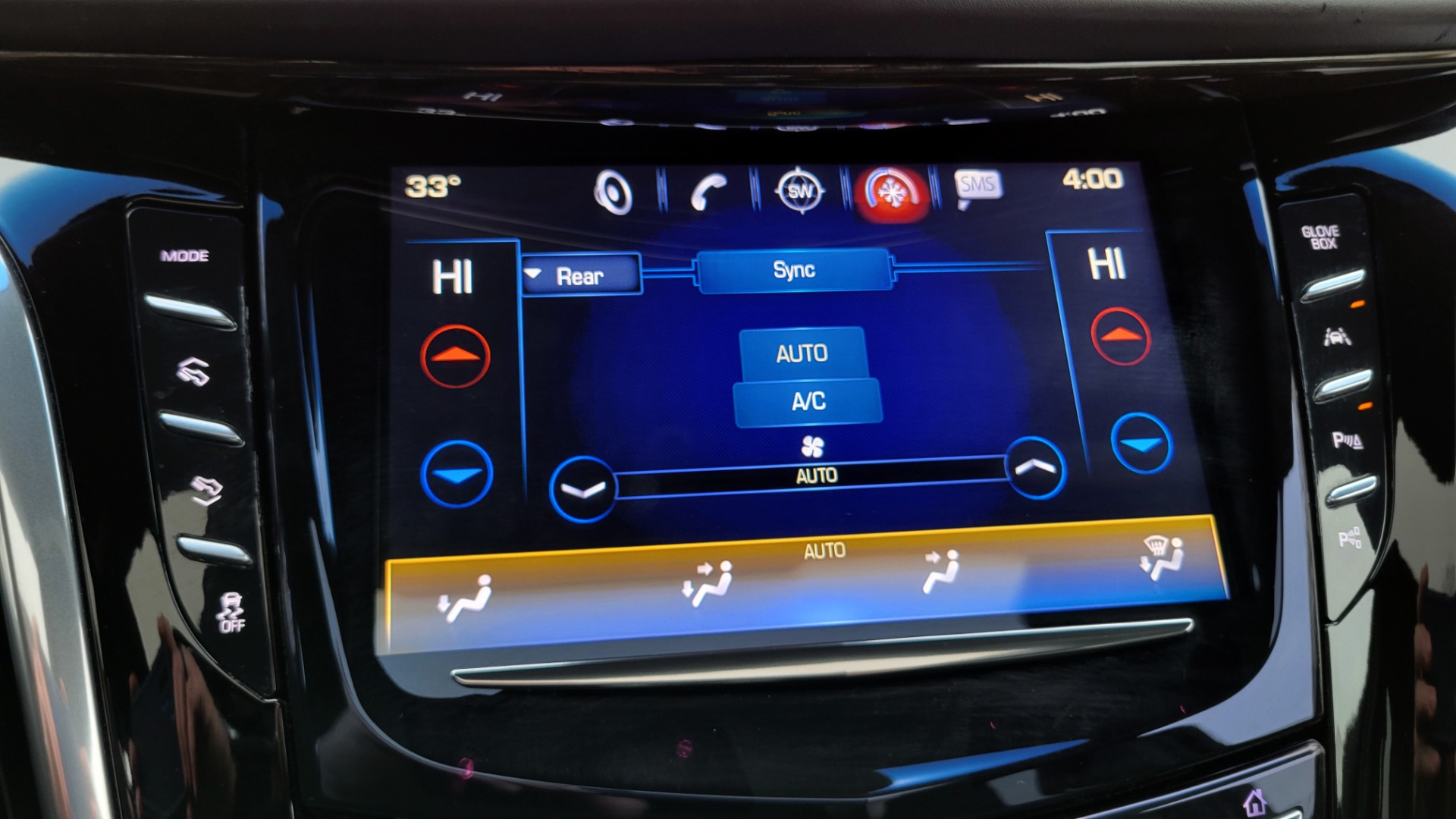 Used 2017 Cadillac ESCALADE PLATINUM 4WD / 6.2L / 8-SPD AUTO / NAV / SUNROOF / DVD / 3-ROW for sale Sold at Formula Imports in Charlotte NC 28227 32