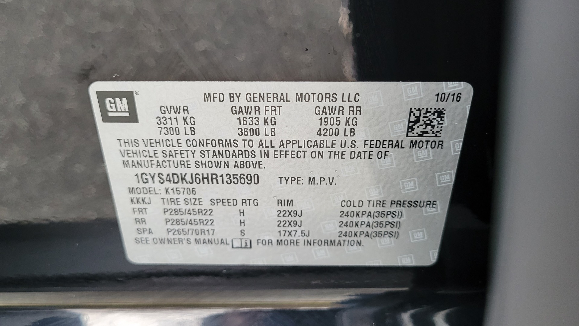 Used 2017 Cadillac ESCALADE PLATINUM 4WD / 6.2L / 8-SPD AUTO / NAV / SUNROOF / DVD / 3-ROW for sale Sold at Formula Imports in Charlotte NC 28227 85
