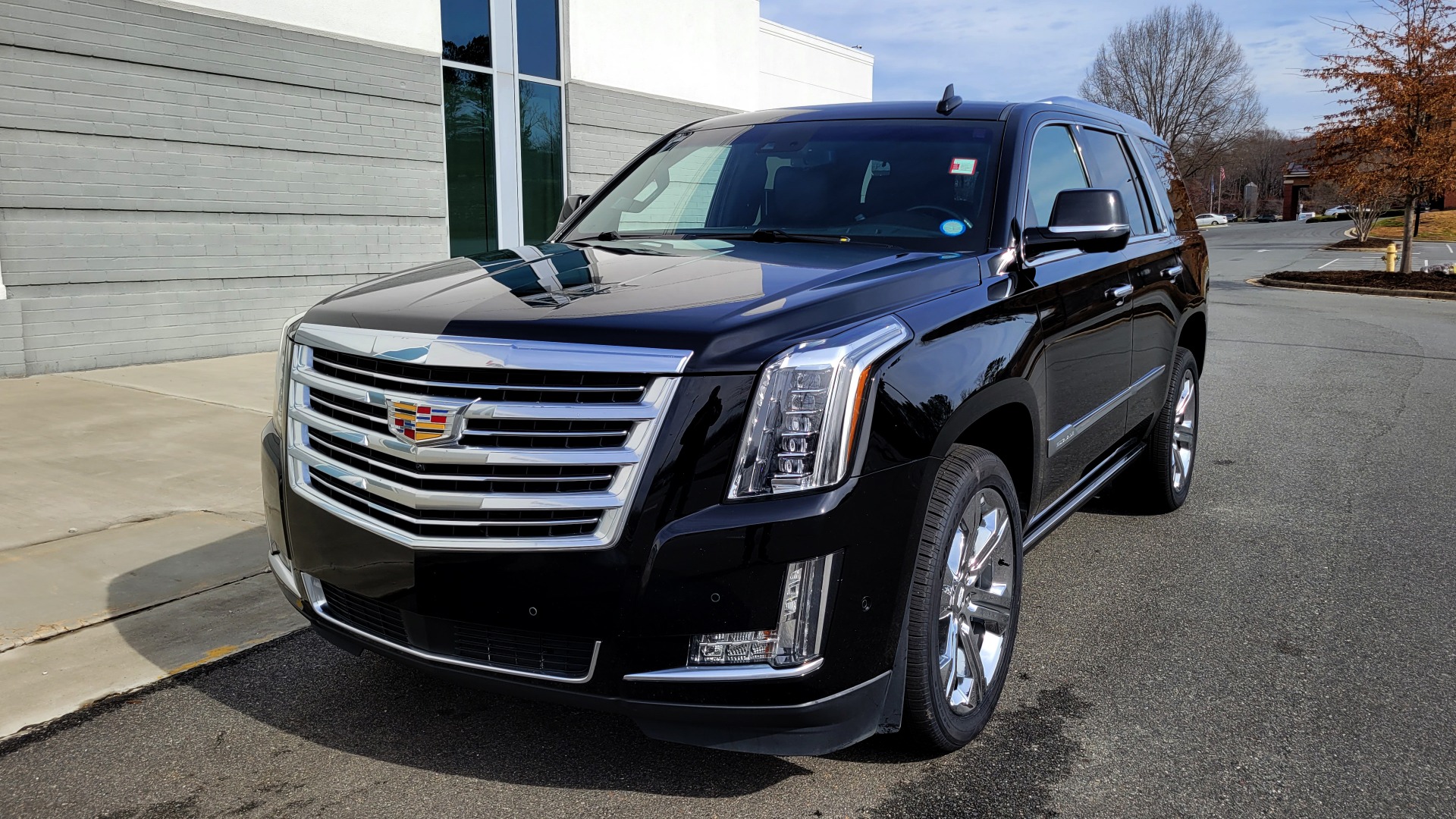Used 2017 Cadillac ESCALADE PLATINUM 4WD / 6.2L / 8-SPD AUTO / NAV / SUNROOF / DVD / 3-ROW for sale Sold at Formula Imports in Charlotte NC 28227 1
