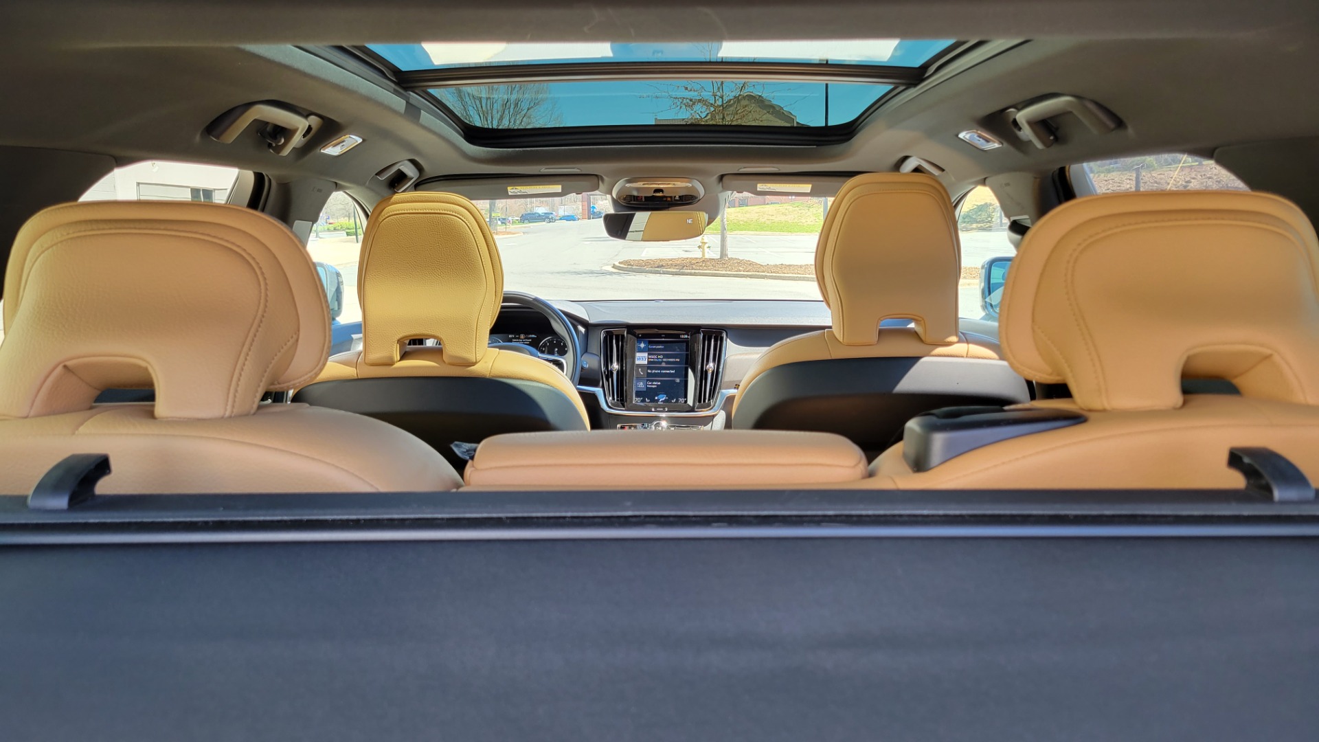 Used 2020 Volvo V90 CROSS COUNTRY T6 2.0L WAGON / AWD / HTD STS / PROTECTION PKG / REARVIEW for sale $55,000 at Formula Imports in Charlotte NC 28227 15