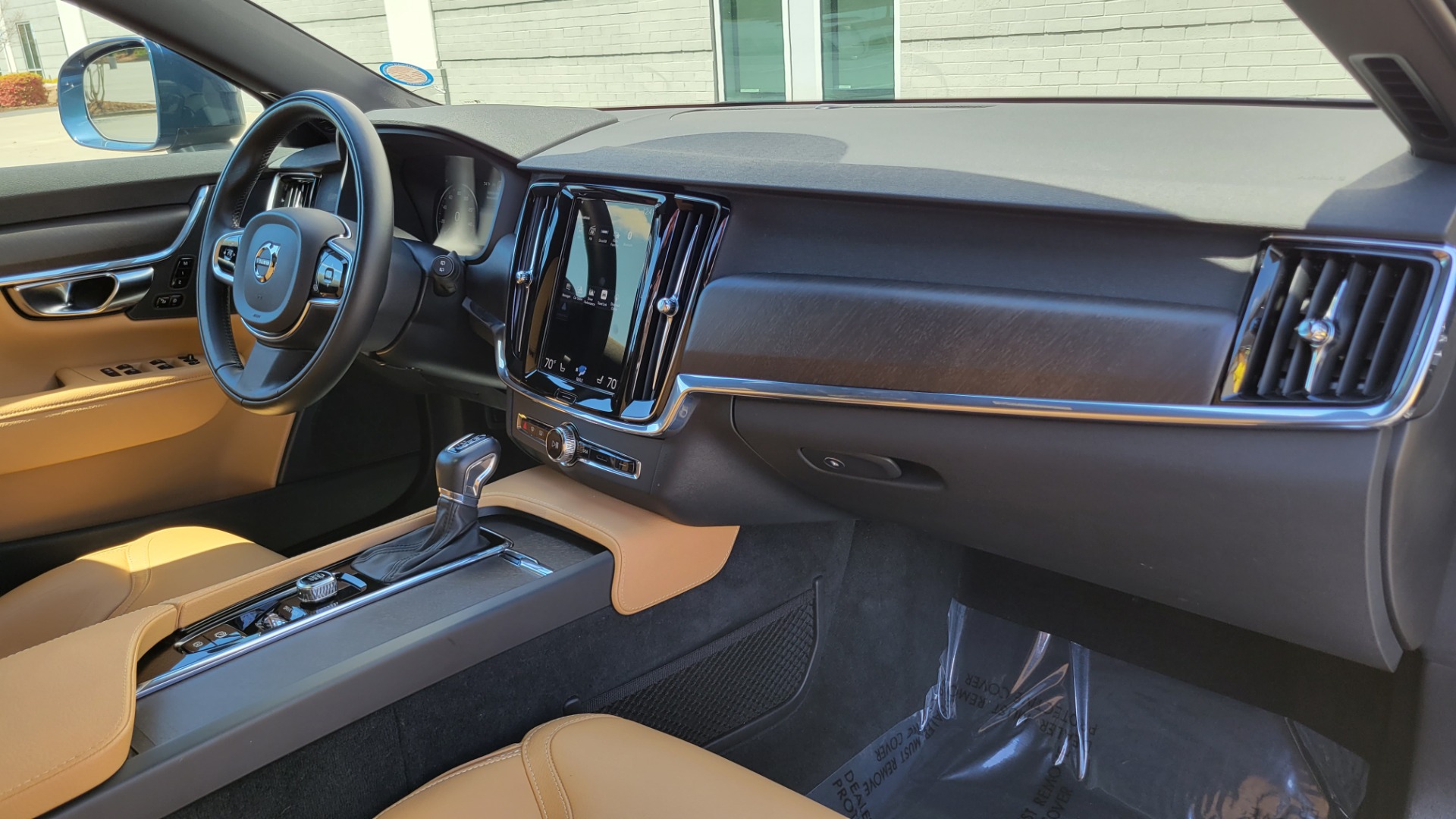 Used 2020 Volvo V90 CROSS COUNTRY T6 2.0L WAGON / AWD / HTD STS / PROTECTION PKG / REARVIEW for sale $55,000 at Formula Imports in Charlotte NC 28227 65